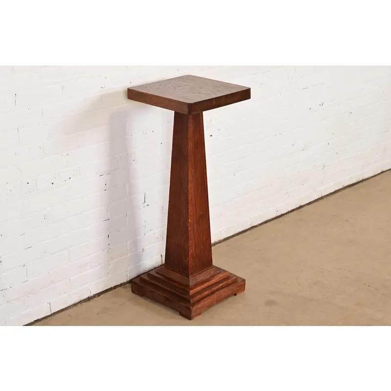 Américain Ancien cache-pot en chêne de style Mission Arts & Crafts, Circa 1900 en vente