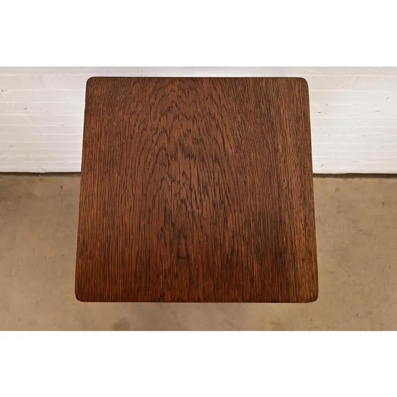 Ancien cache-pot en chêne de style Mission Arts & Crafts, Circa 1900 en vente 1