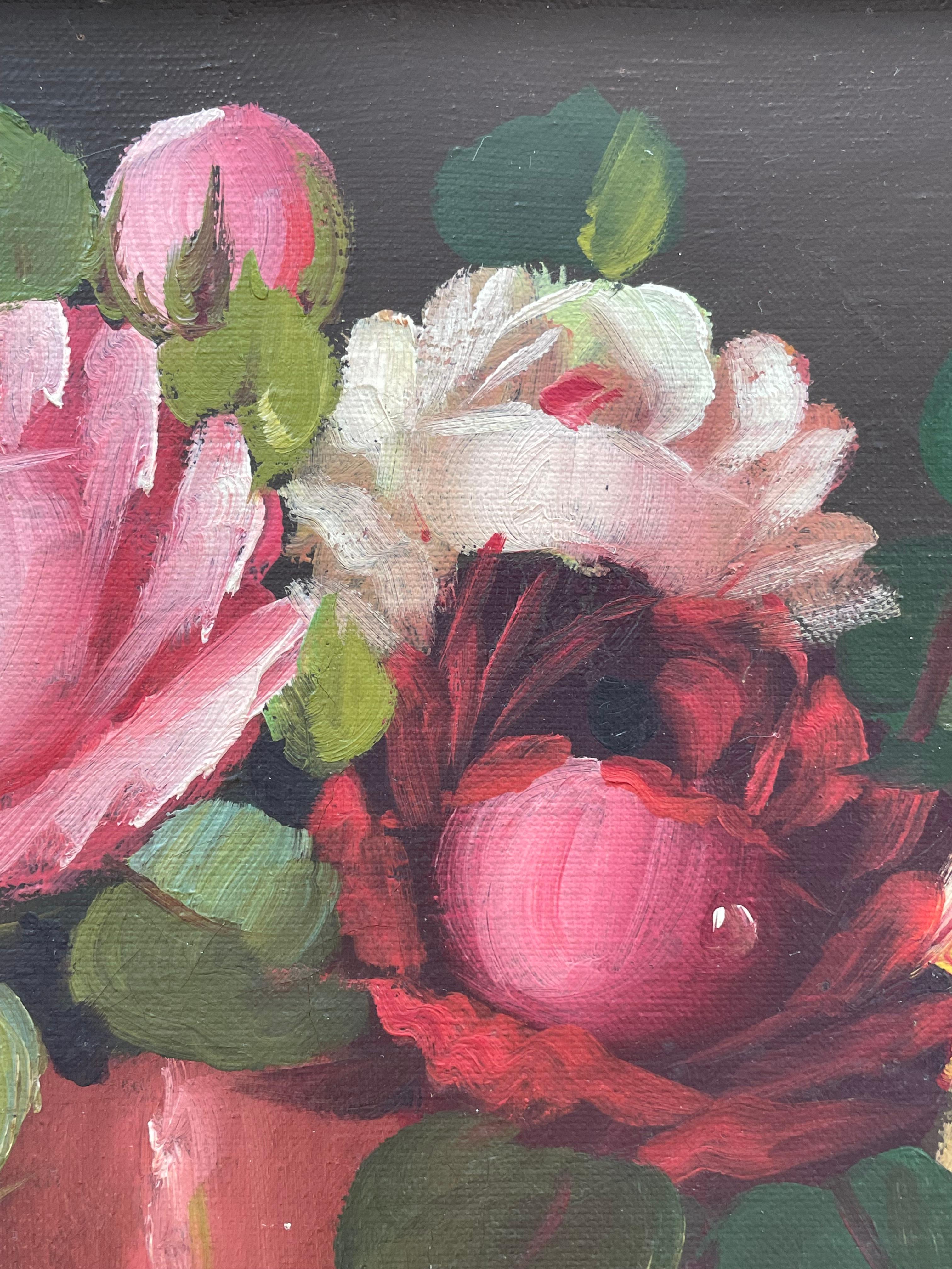 Antike Stillleben Ölgemälde von Rosen in einer grünen Vase (20. Jahrhundert) im Angebot
