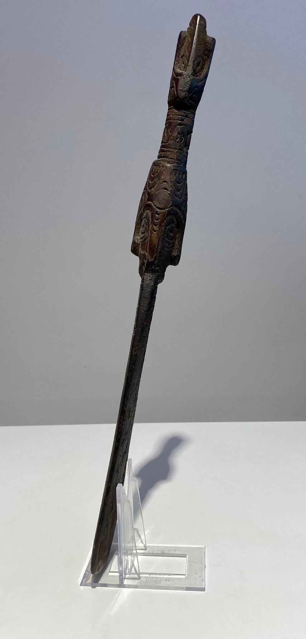Wood Antique stirrer Lower Sepik Papua New Guinea Murik Lakes Ramu Oceanic art Ramu For Sale