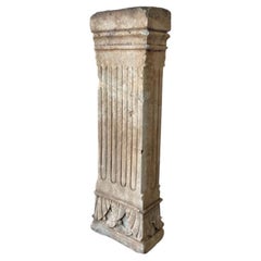 Balustres en pierre antique