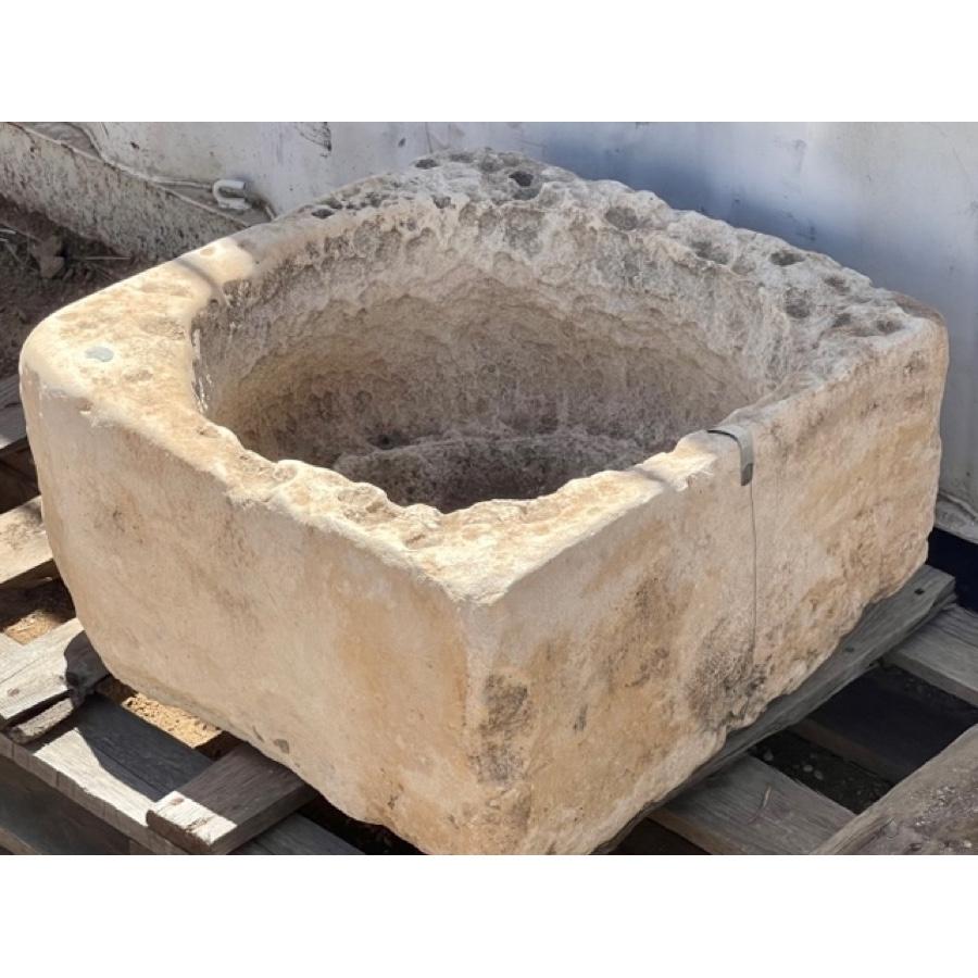 Antique Stone Basin In Fair Condition For Sale In Scottsdale, AZ