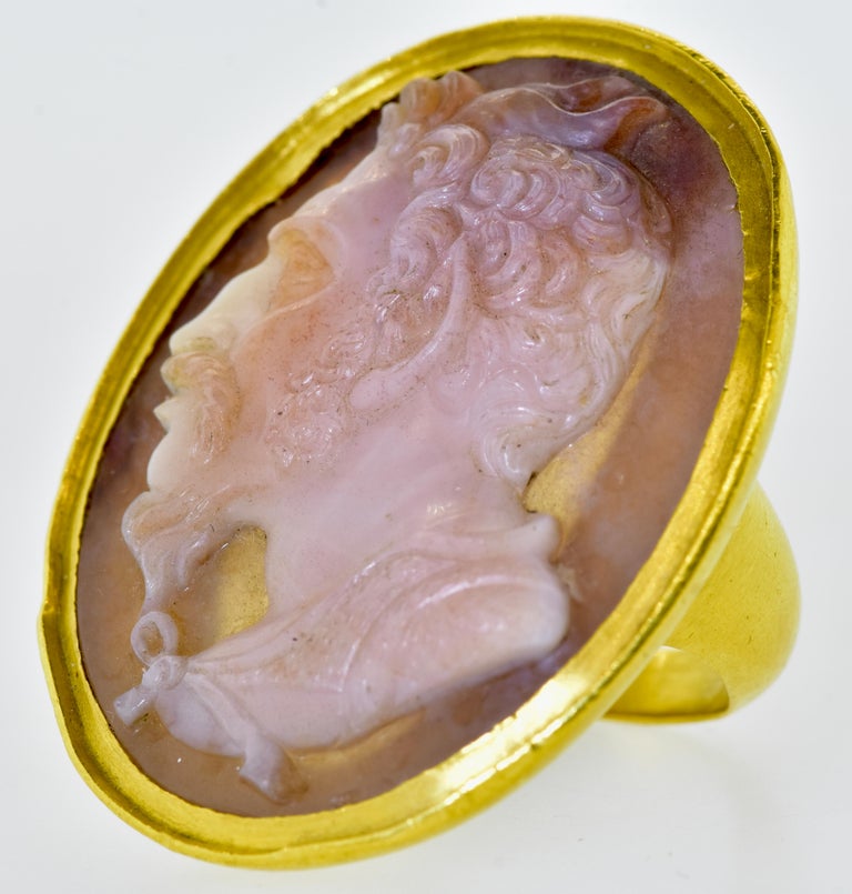 Antique Stone Cameo Ring in an 22K Hand Made Ring, 17th-18th Century In Excellent Condition For Sale In Aspen, CO