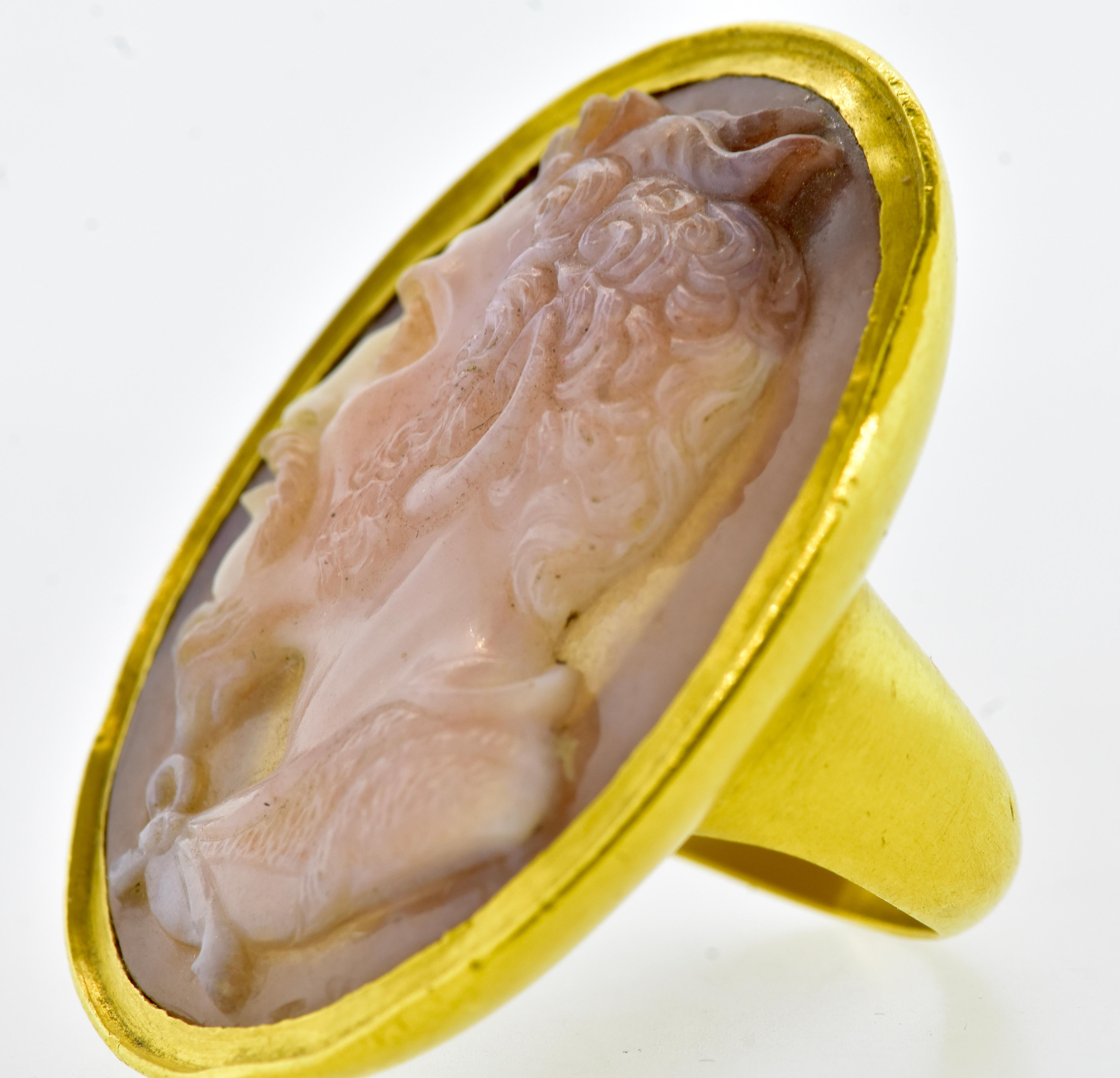 Antique Stone Cameo Ring in an 22K Hand Made Ring, 17th-18th Century In Excellent Condition In Aspen, CO