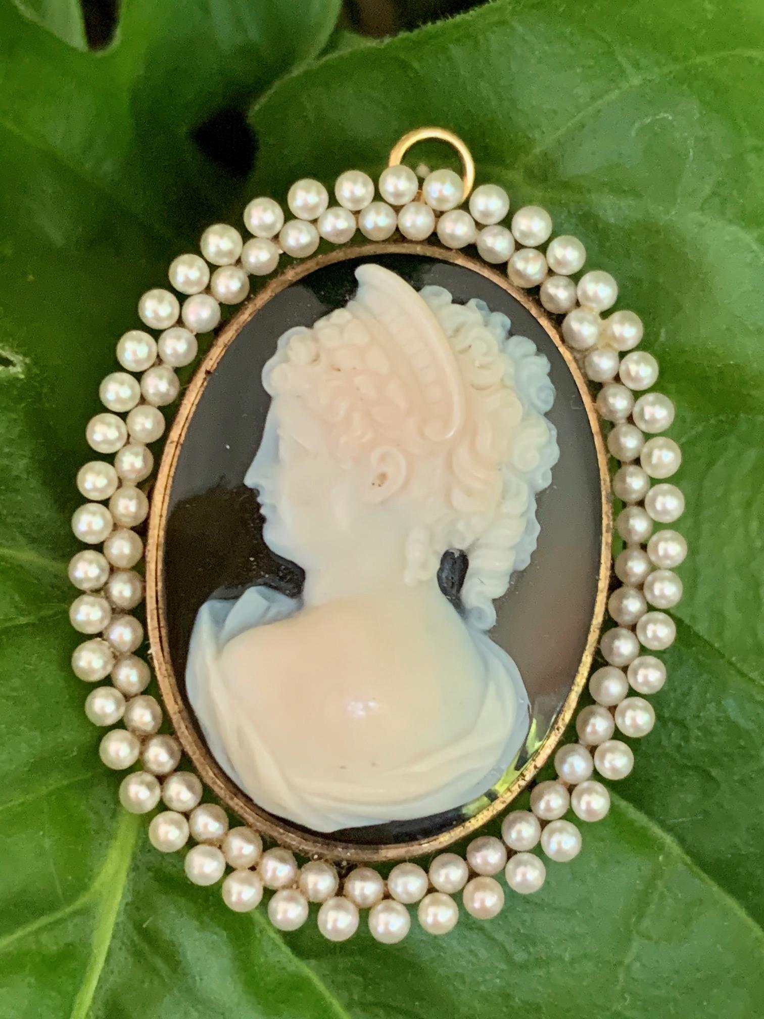 Women's Antique Stone Cameo with Double Pearl Halo in 14 Karat Gold
