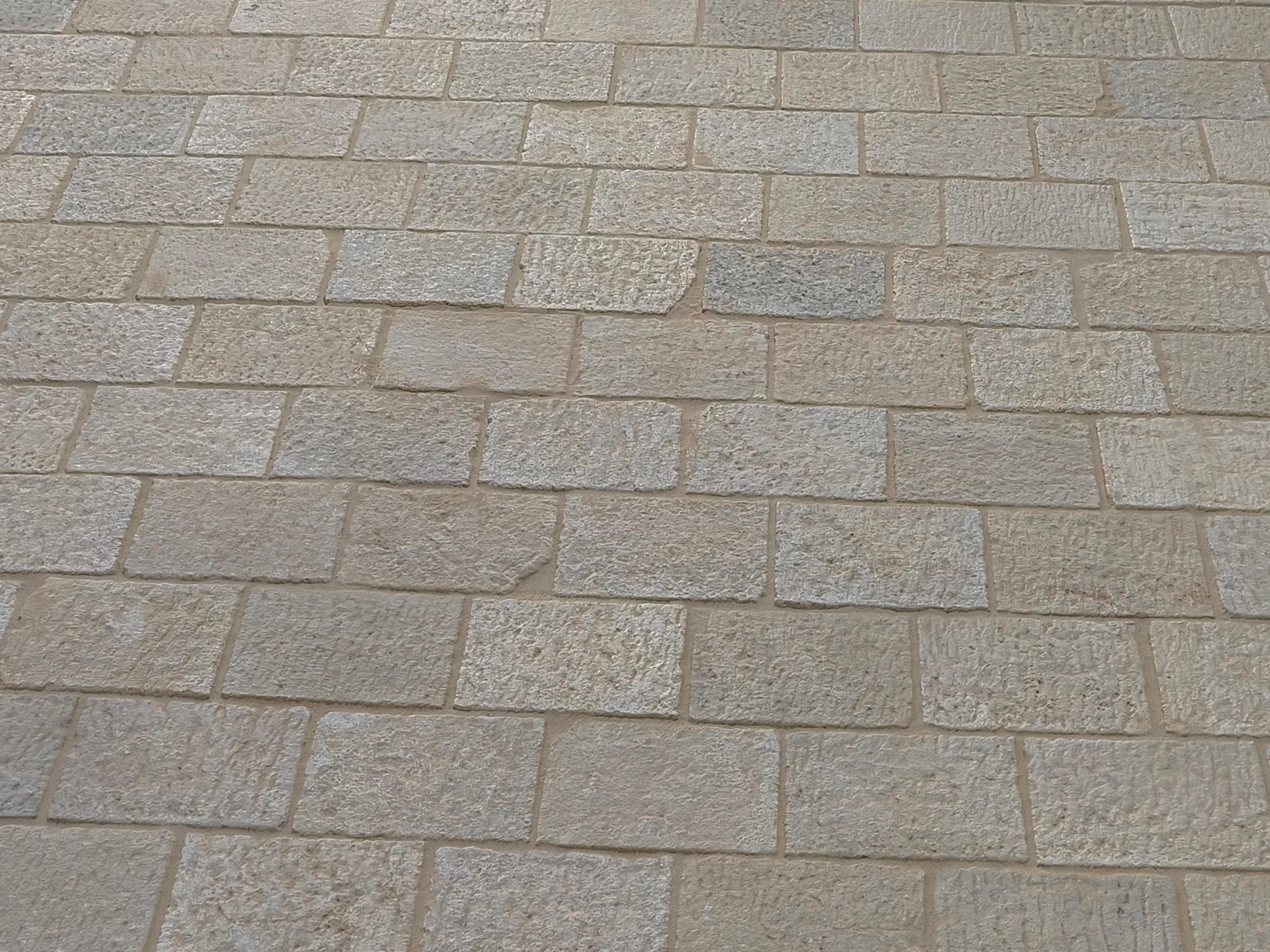 Calcare Pavimenti in pietra antica  - Piastrelle antiche di recupero rustiche - Pavimenti vecchi in vendita
