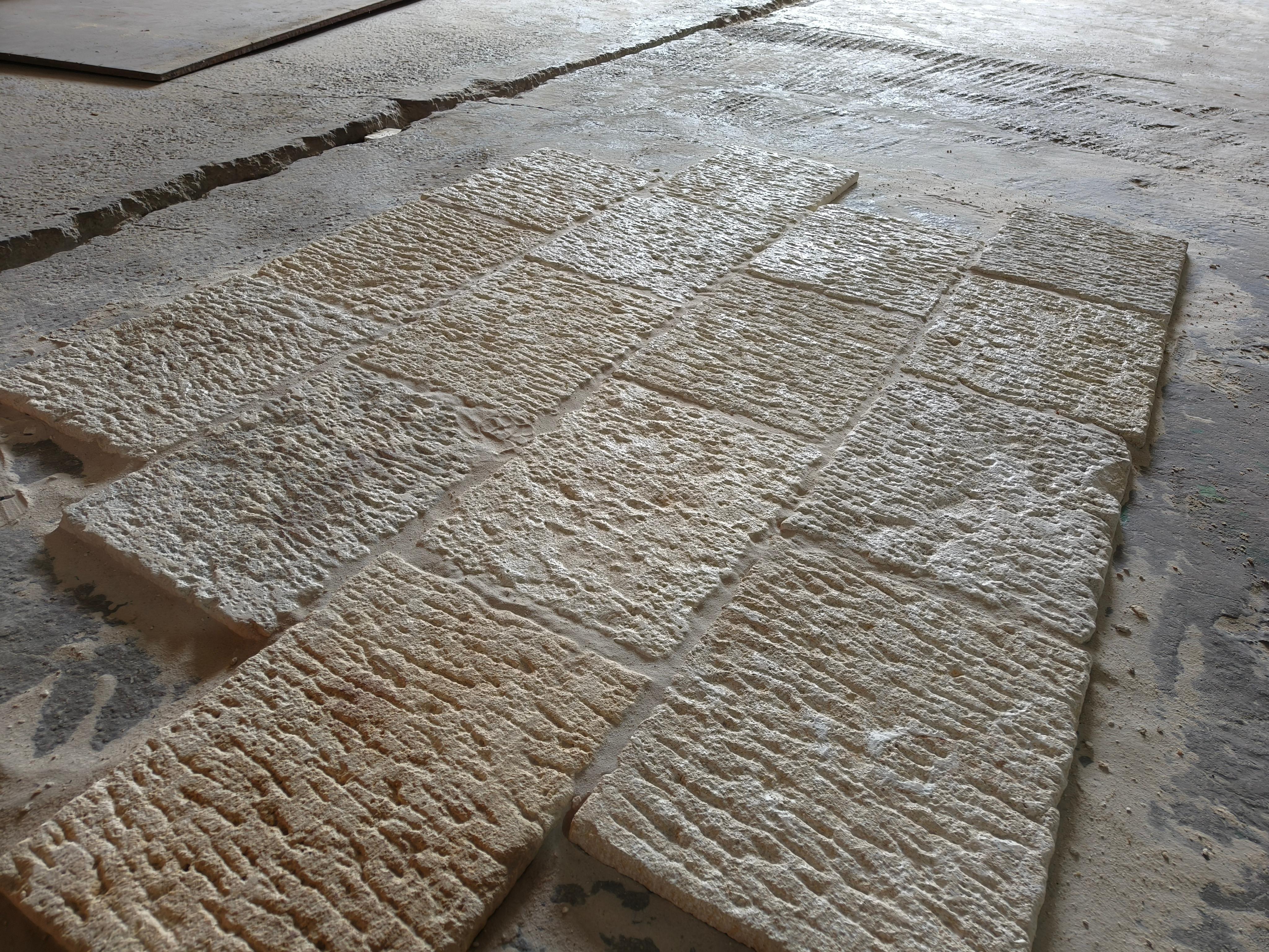 Rustico Pavimenti in pietra antica  - Piastrelle antiche di recupero rustiche - Pavimenti vecchi in vendita