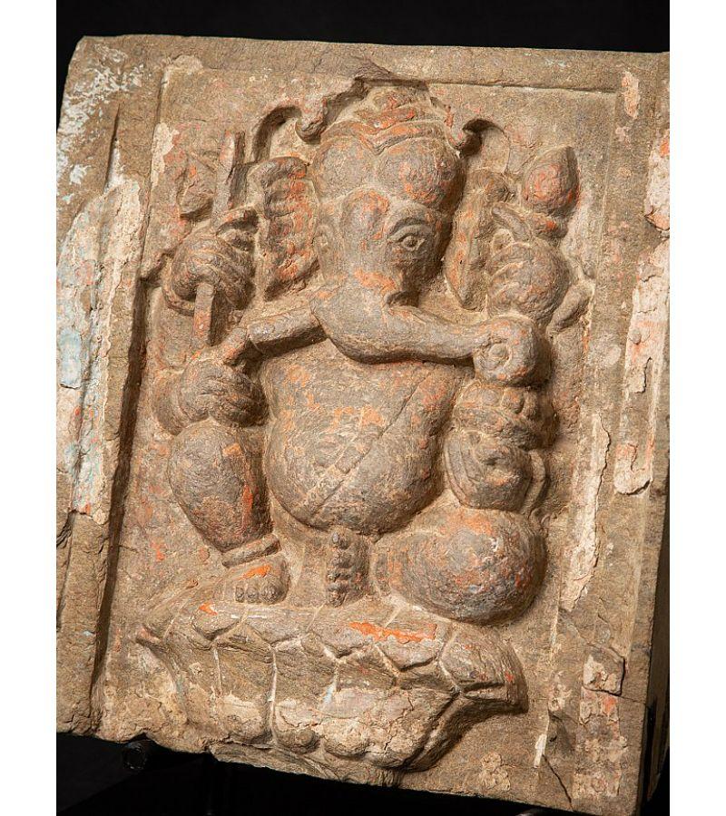 Antique Stone Ganesha Panel from India In Good Condition For Sale In DEVENTER, NL