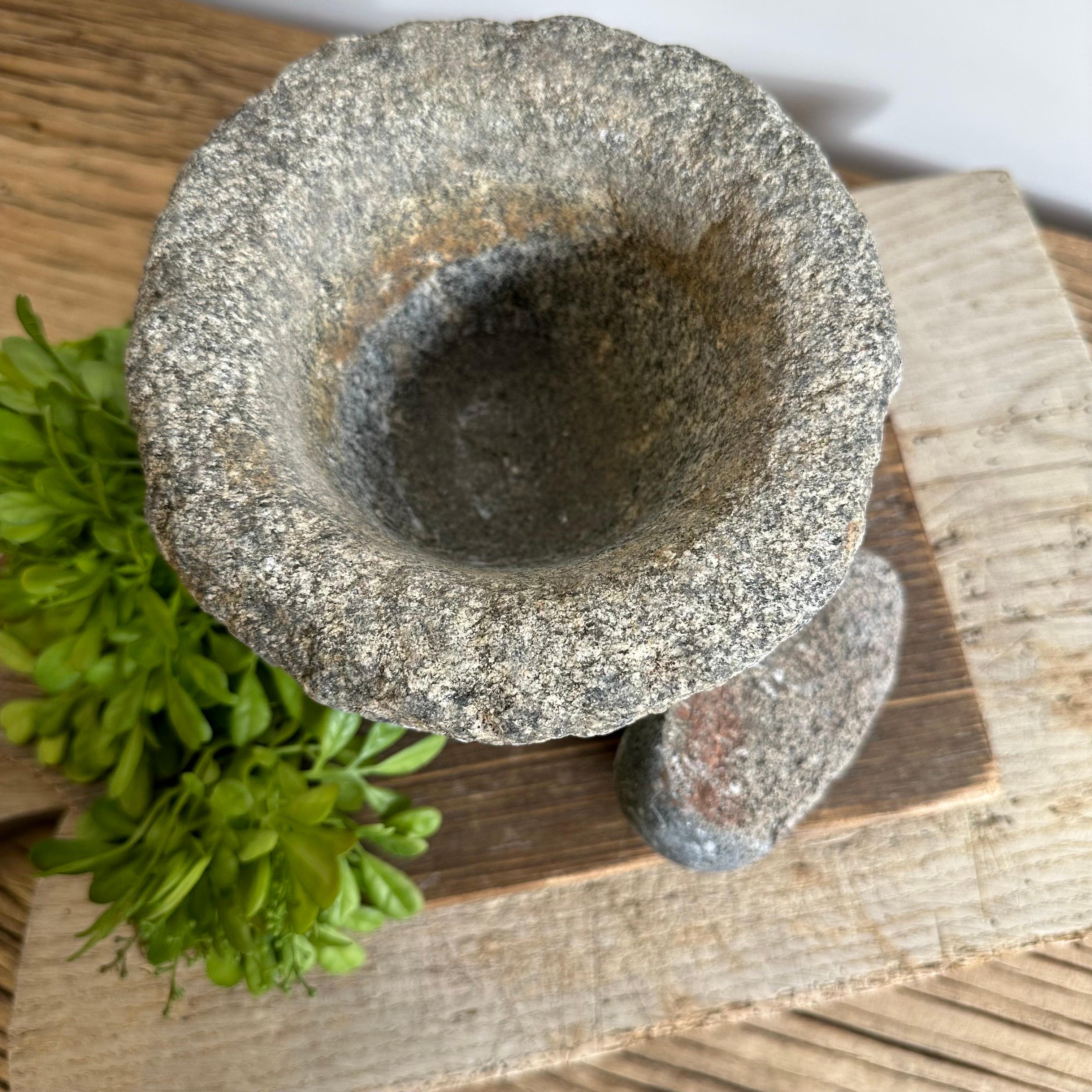 Antique Stone Mortar and Pestle Bowl Set For Sale 7