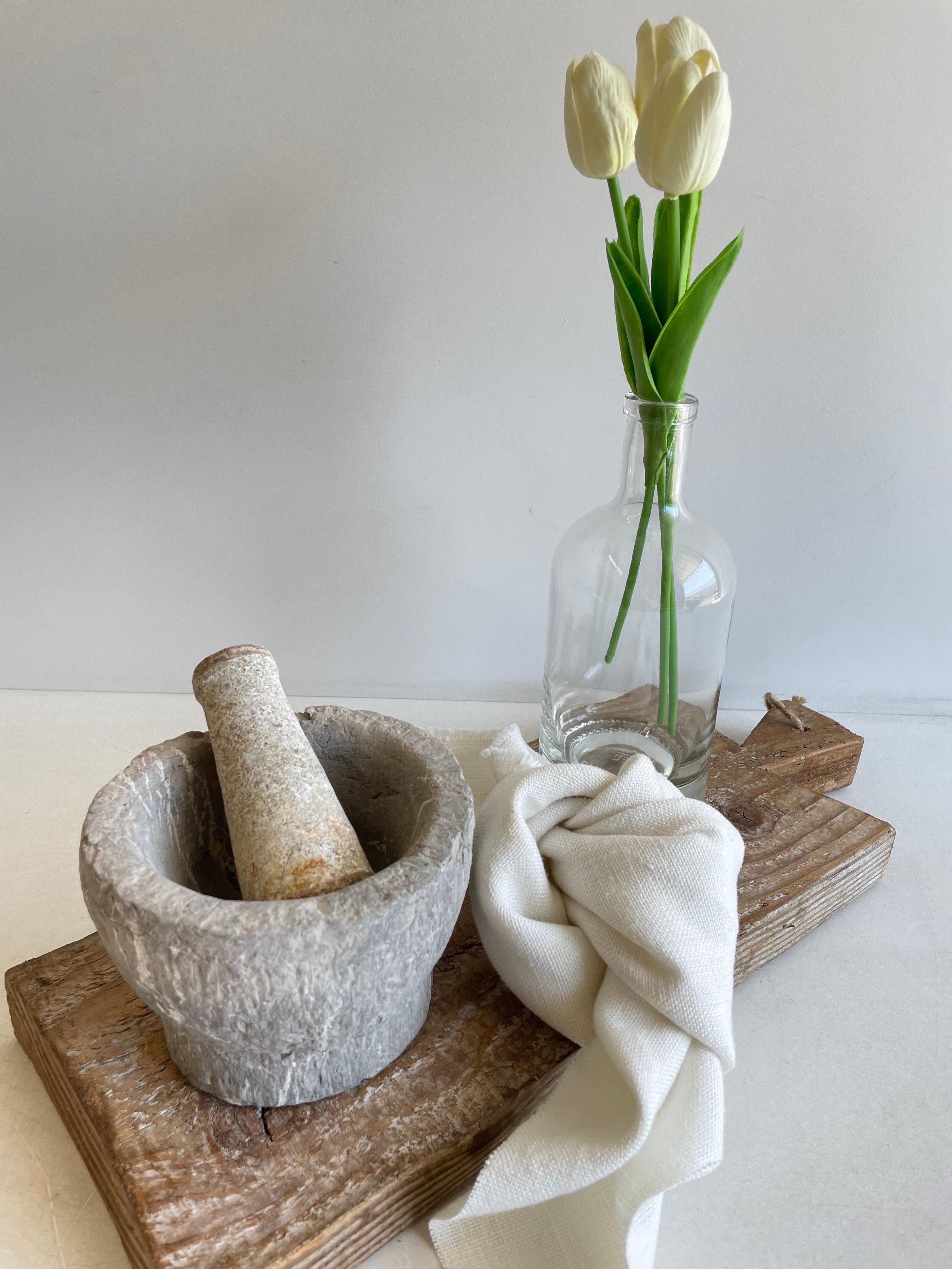 Antique stone mortar and pestle bowl set, great decorative item, or can be used.
Accessories not included
Size: 4”H x 5 1/2”D x 4 1/2”O.