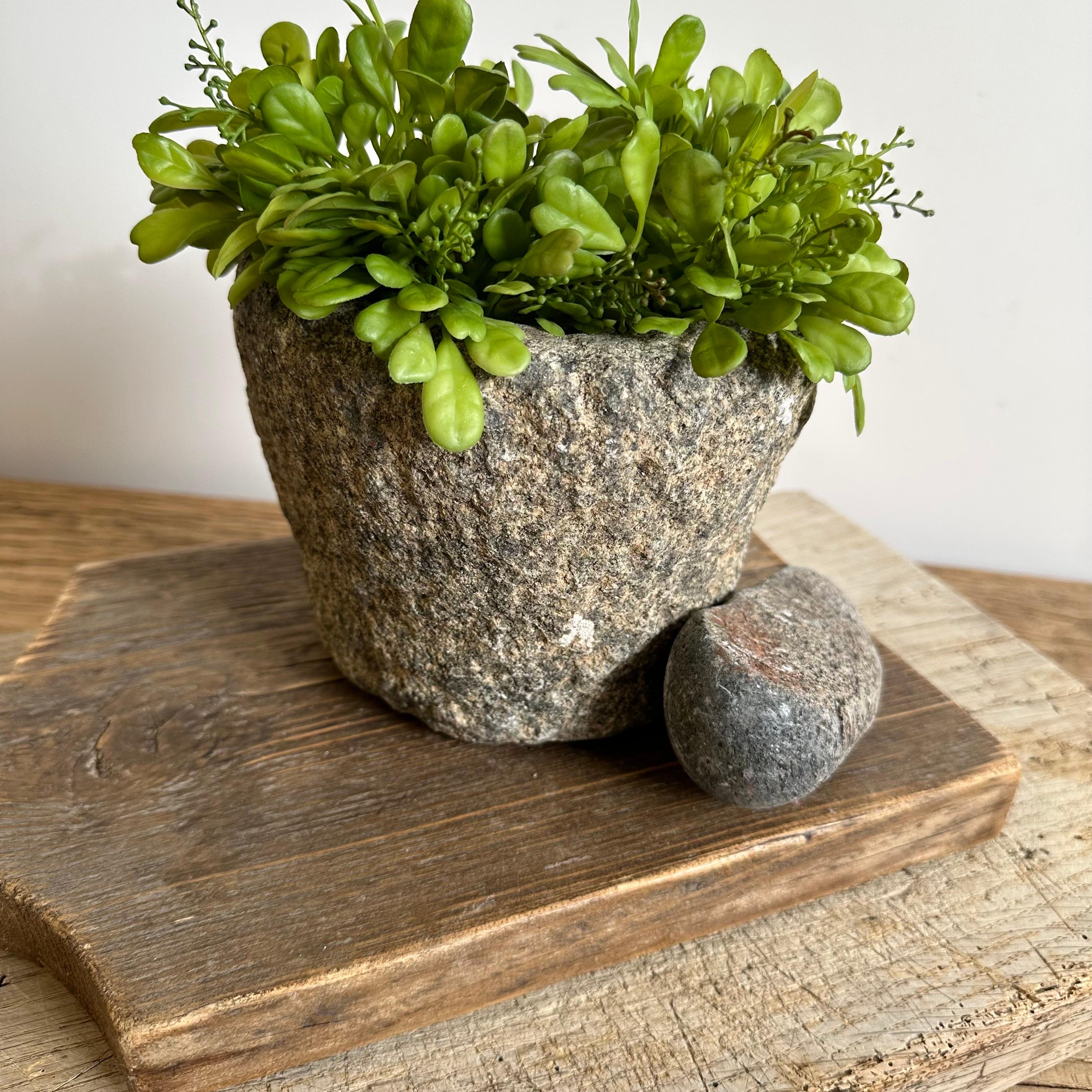 Antique Stone Mortar and Pestle Bowl Set For Sale 2