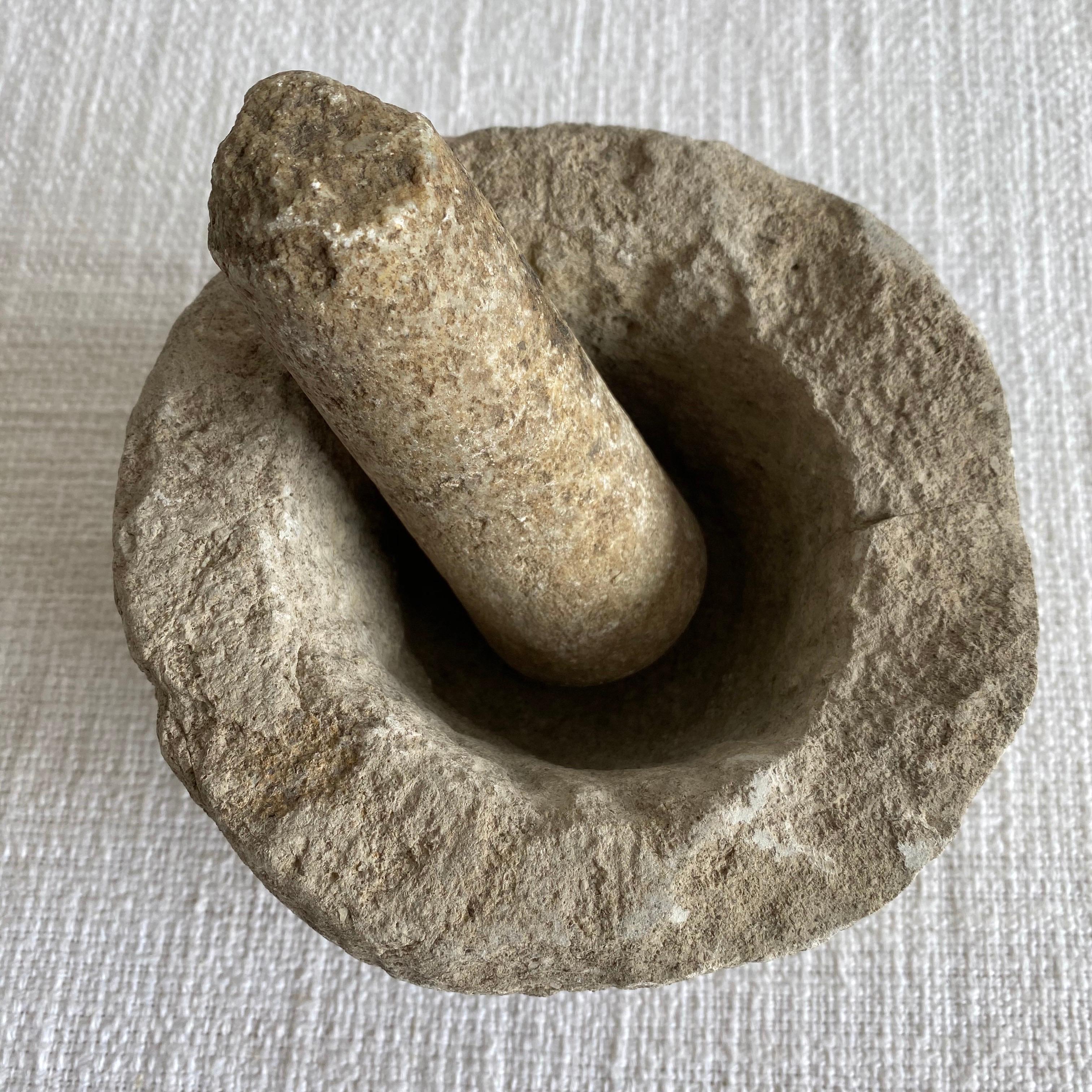 Antique stone mortar and pestle set, solid heavy stone, use as decoration, or for everyday use.
Size: 6” D x 3.5”
Weight: 10lbs.