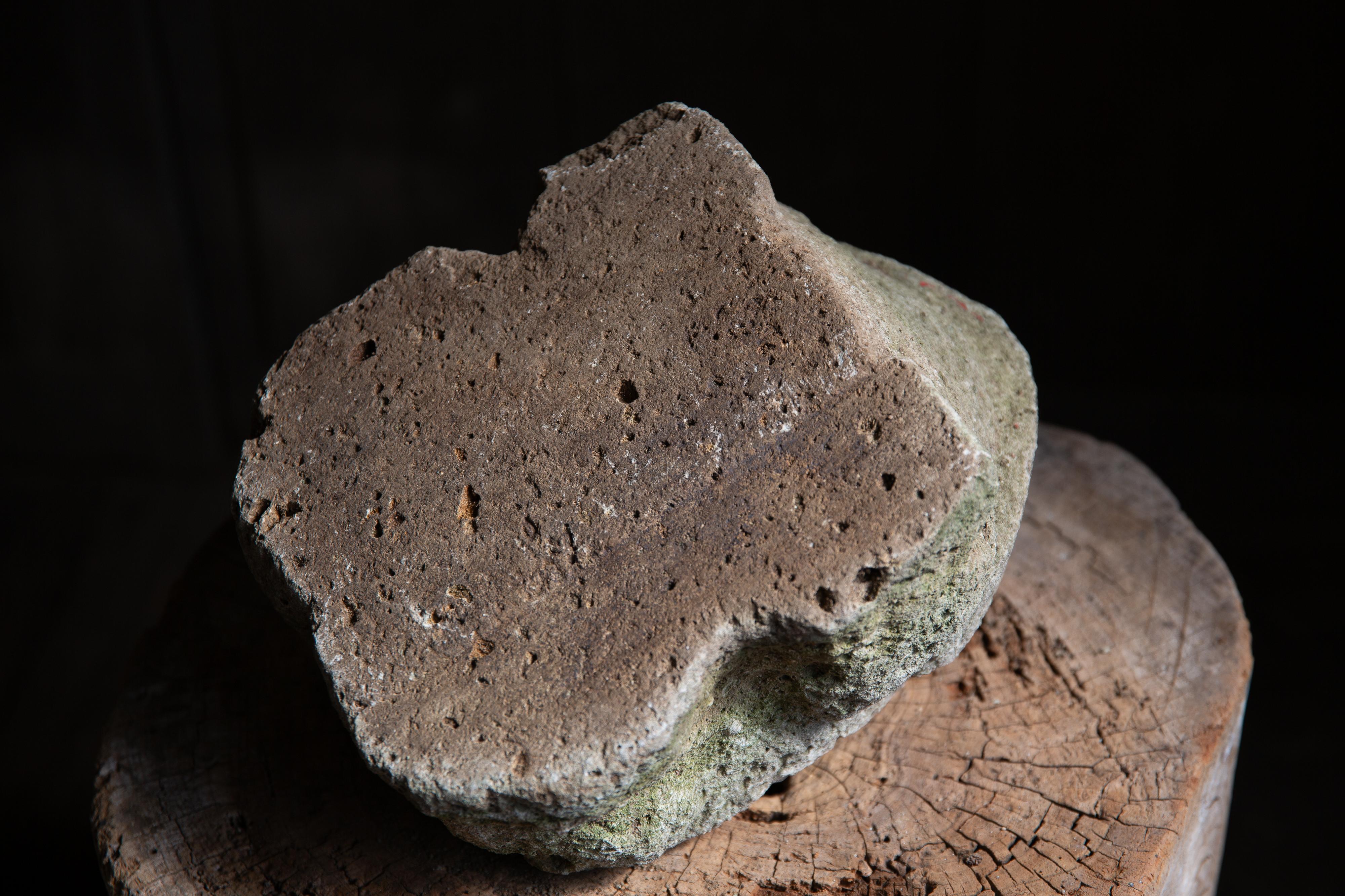 Antique stone sculpture Frog wabi sabi Japanese garden elements primitive mingei 2