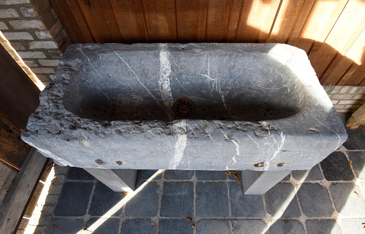 Antique sink made from Belgian bluestone from the 19th century.
Recuperated from a mansion near Brussels, Belgium.
  
