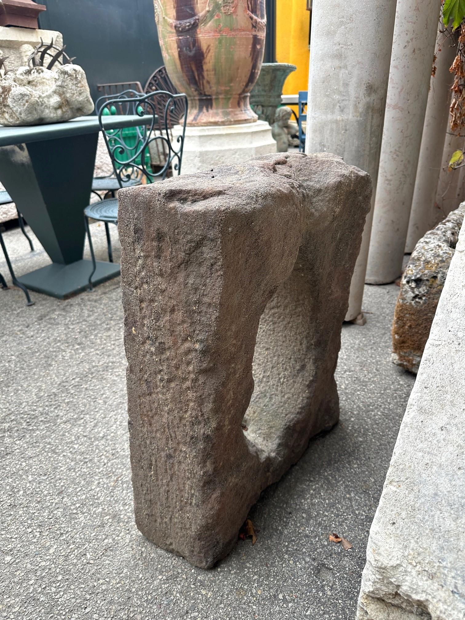 Antike Stein-Wandbrunnen-Skulptur-Waschbecken-Skulptur mit Fensterumrandung, Los Angeles, CA im Angebot 7