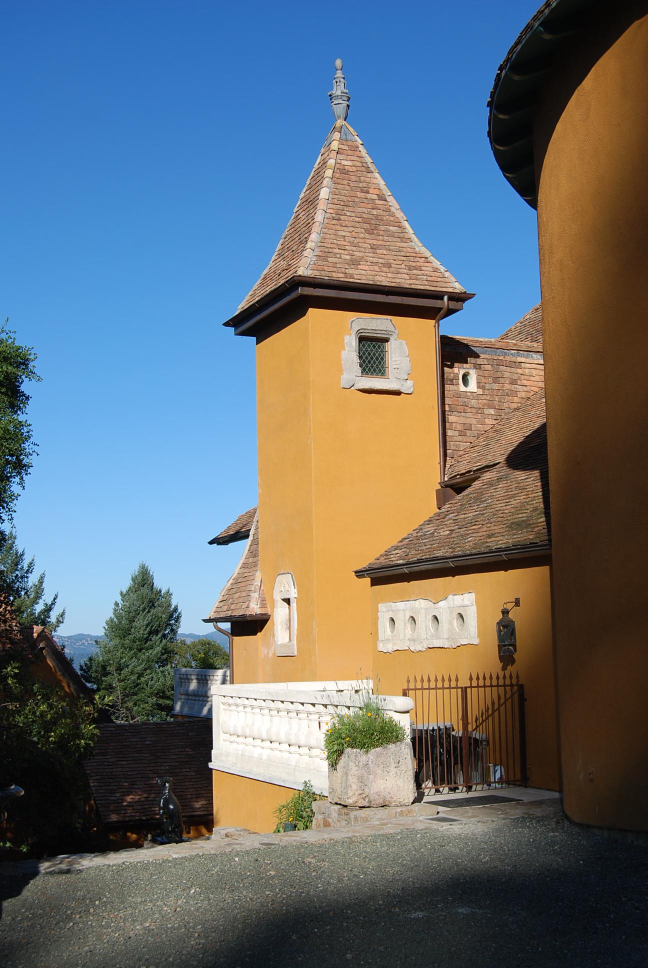 Antike Stein-Wandbrunnen-Skulptur-Waschbecken-Skulptur mit Fensterumrandung, Los Angeles, CA im Angebot 12