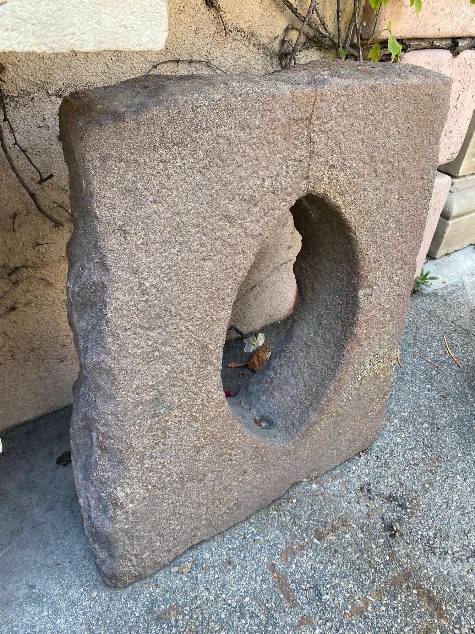 Antike Stein-Wandbrunnen-Skulptur-Waschbecken-Skulptur mit Fensterumrandung, Los Angeles, CA im Angebot 2
