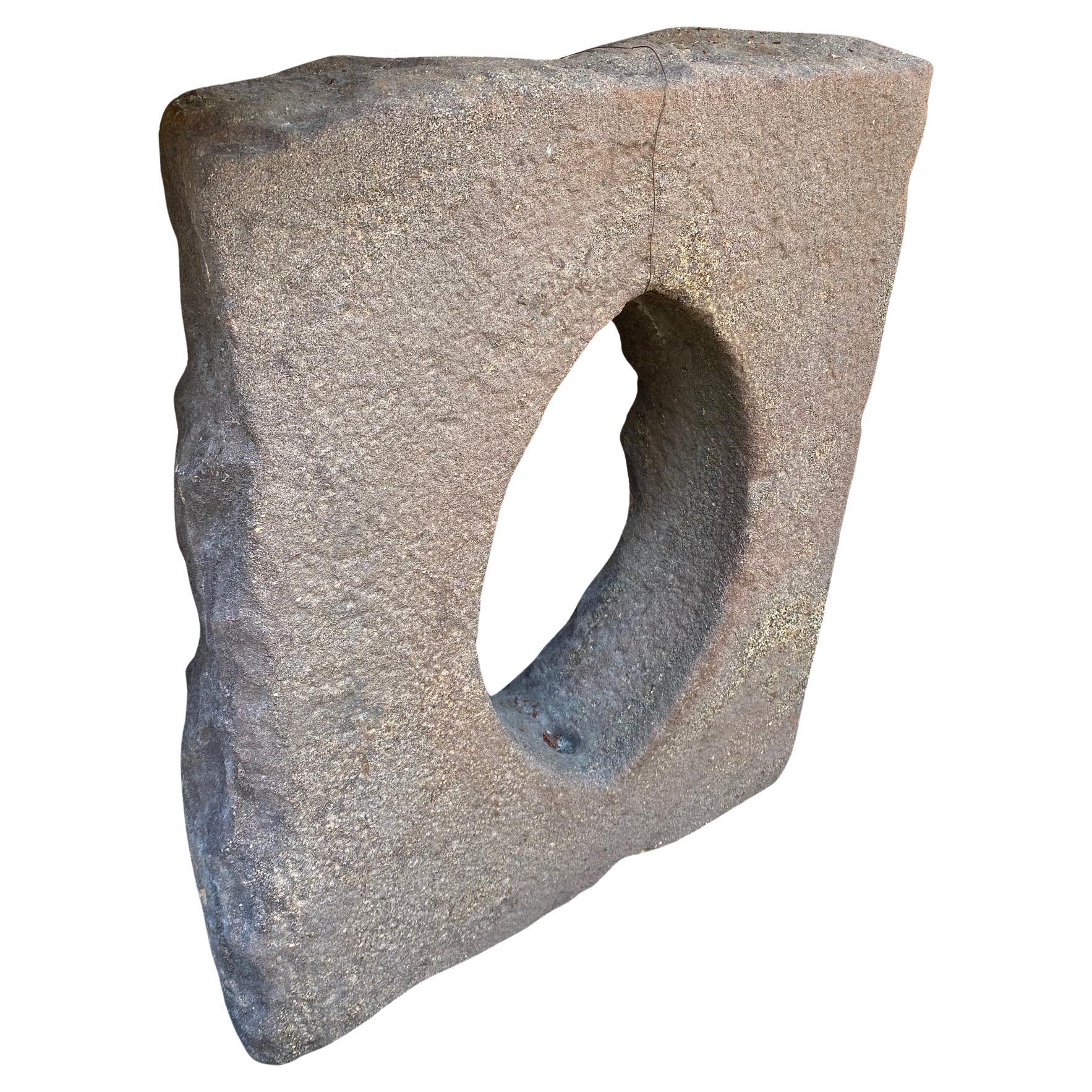 Antike Stein-Wandbrunnen-Skulptur-Waschbecken-Skulptur mit Fensterumrandung, Los Angeles, CA im Angebot