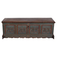 Ancienne commode de rangement en chêne avec sculptures en bois + peinte à la main, début du 19ème siècle