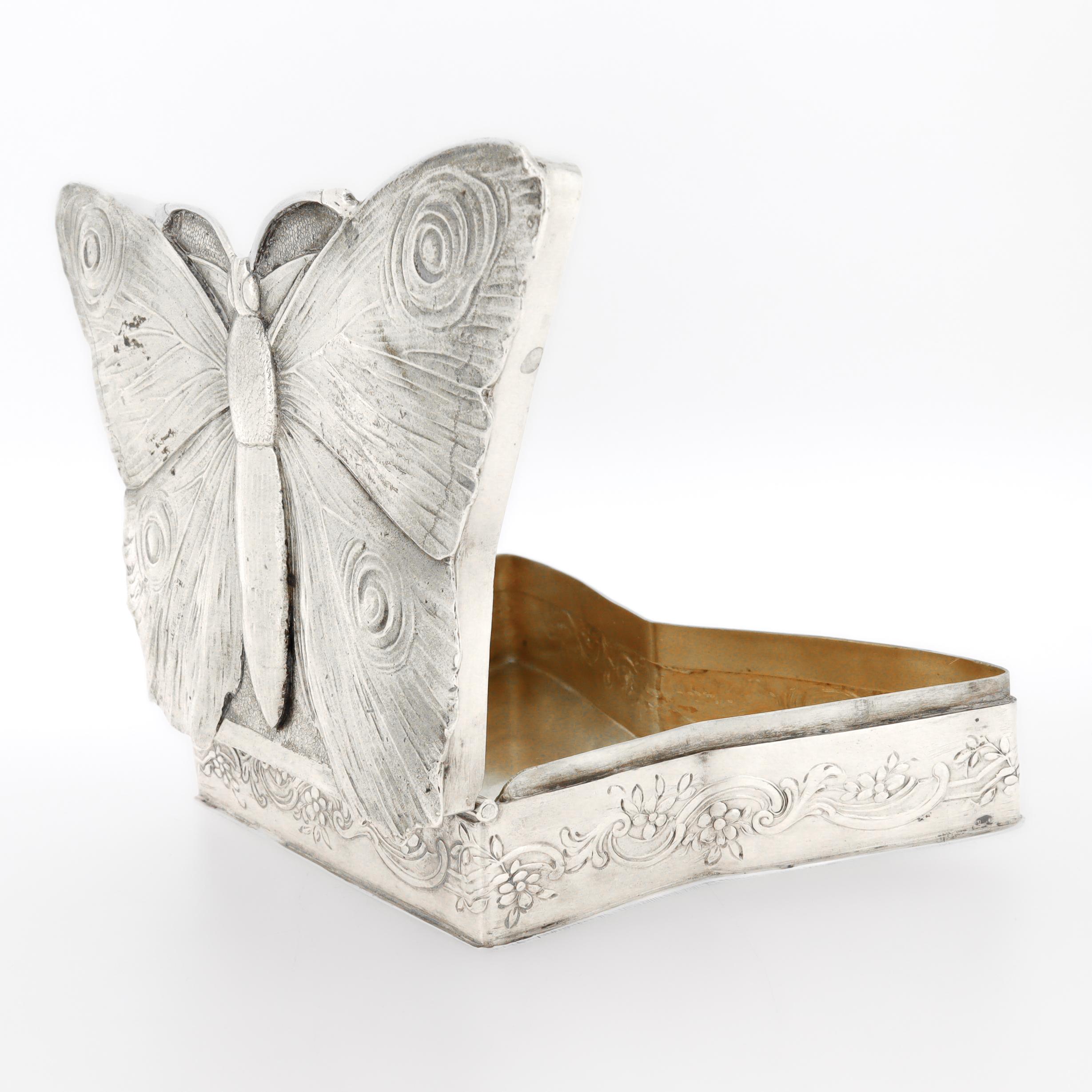 Antique Storck & Sinsheimer Figural Butterfly 800 Solid Silver Dresser Box For Sale 8
