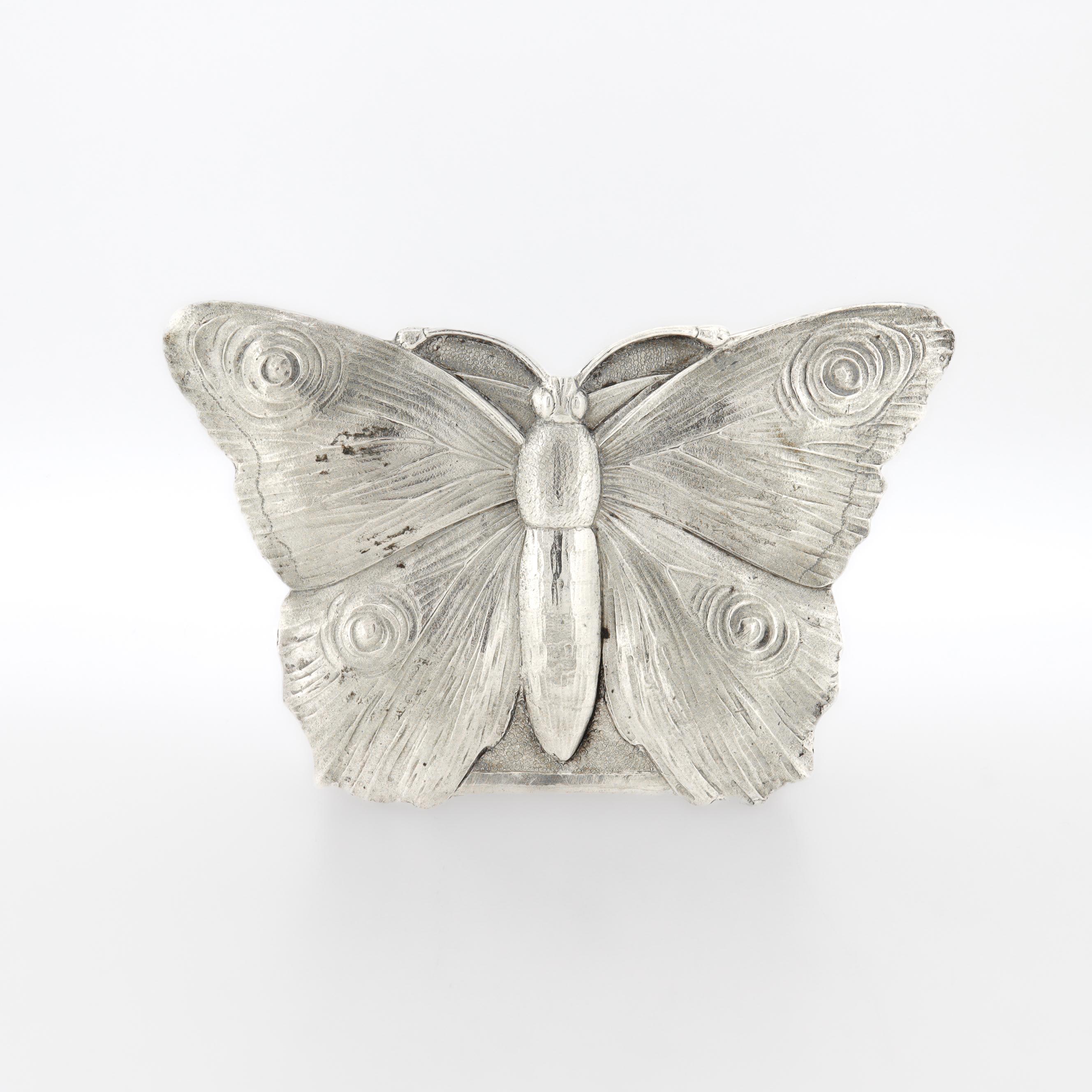 Women's or Men's Antique Storck & Sinsheimer Figural Butterfly 800 Solid Silver Dresser Box For Sale