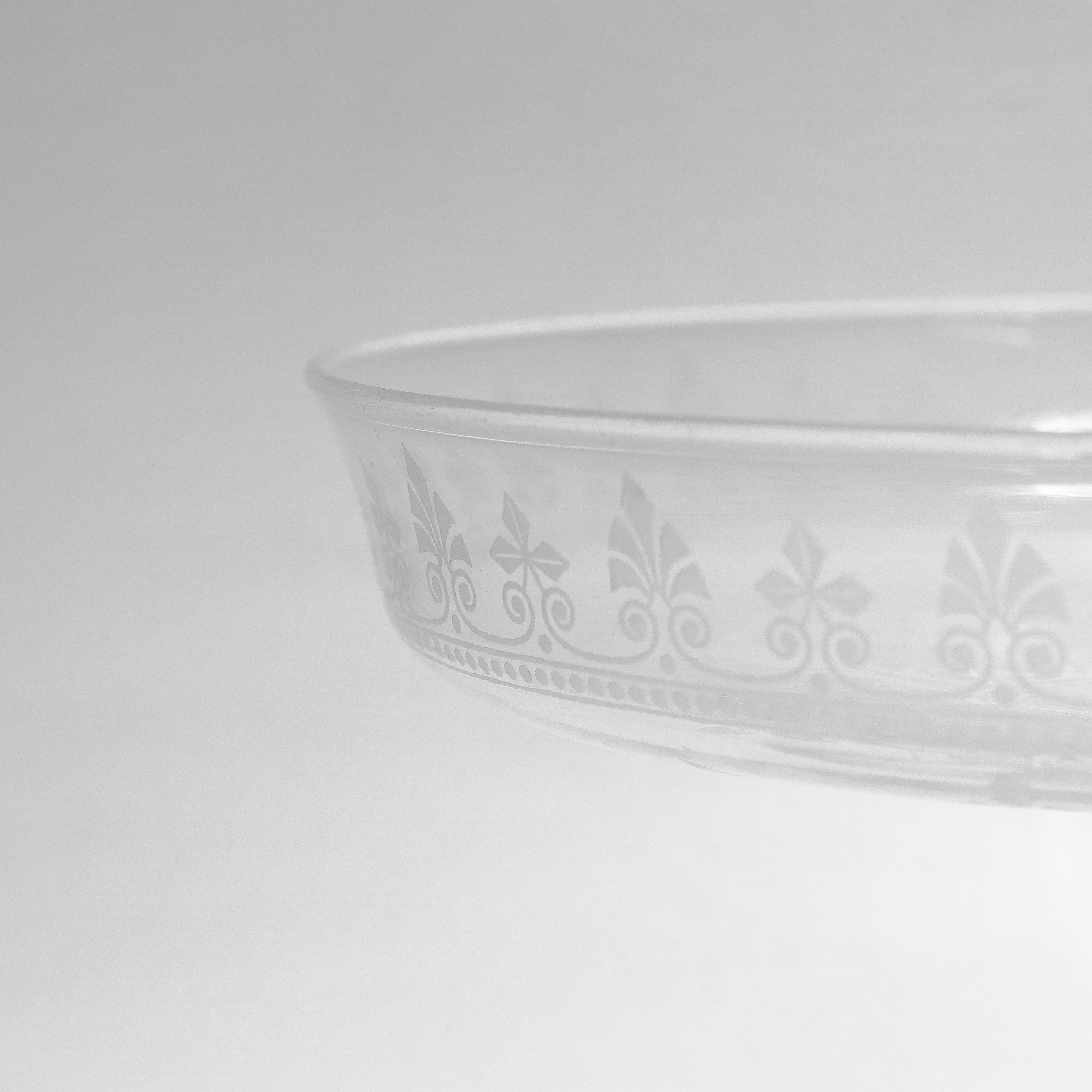 Antique Stourbridge Etched & Engraved Glass Footed Compote or Tazza For Sale 5