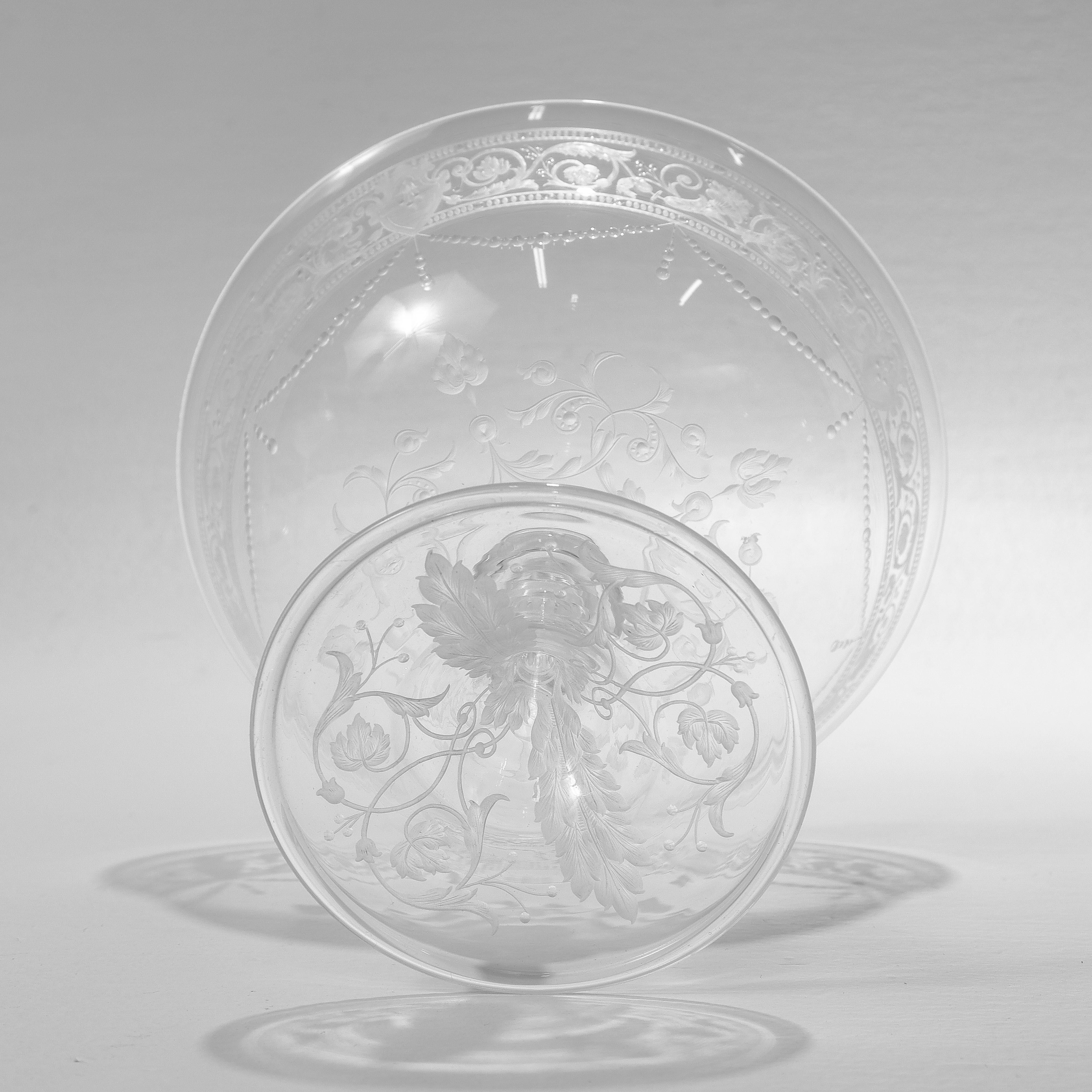 Antica composta con coperchio in vetro di Stourbridge Glass inciso e acidato 1 in vendita 7