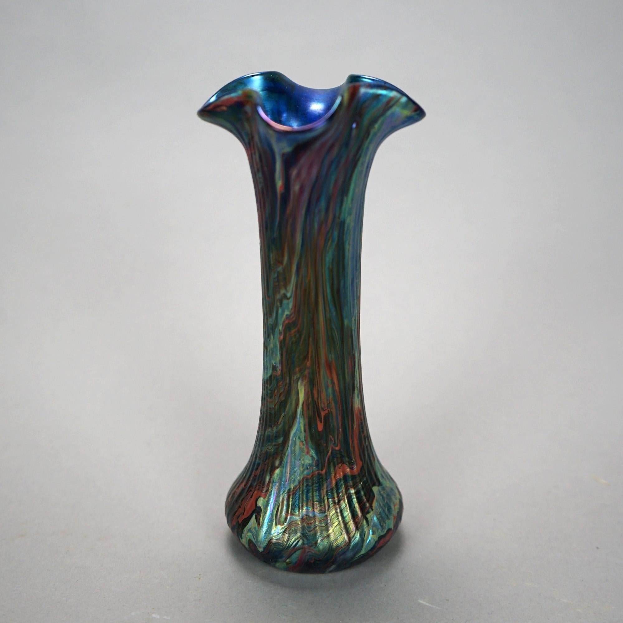 Antique Striated Ribble Art Glass Vase, Circa 1920 In Good Condition In Big Flats, NY