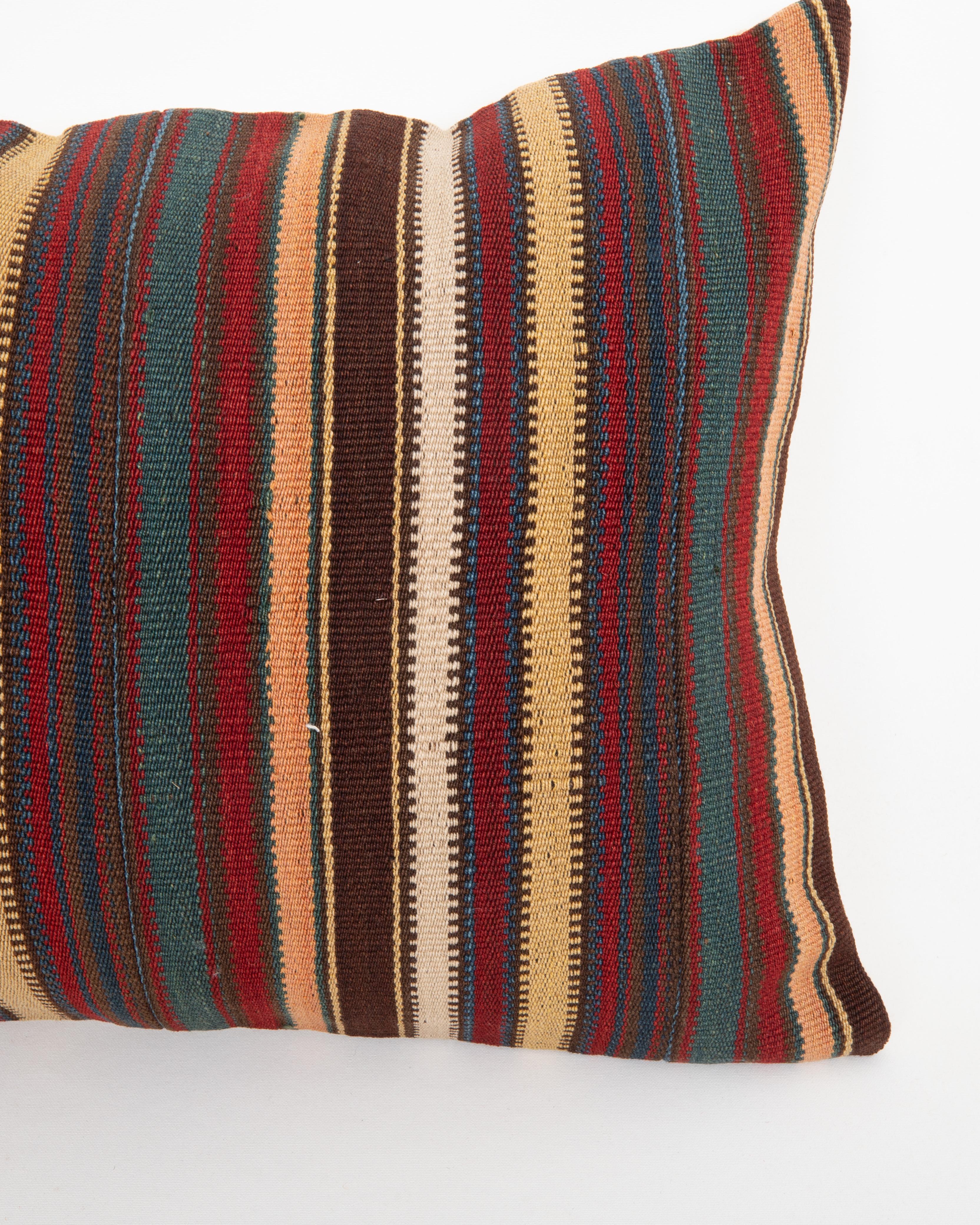 Caucasien Coussin ancien en laine rayée Jajim / kilim, Caucase en vente