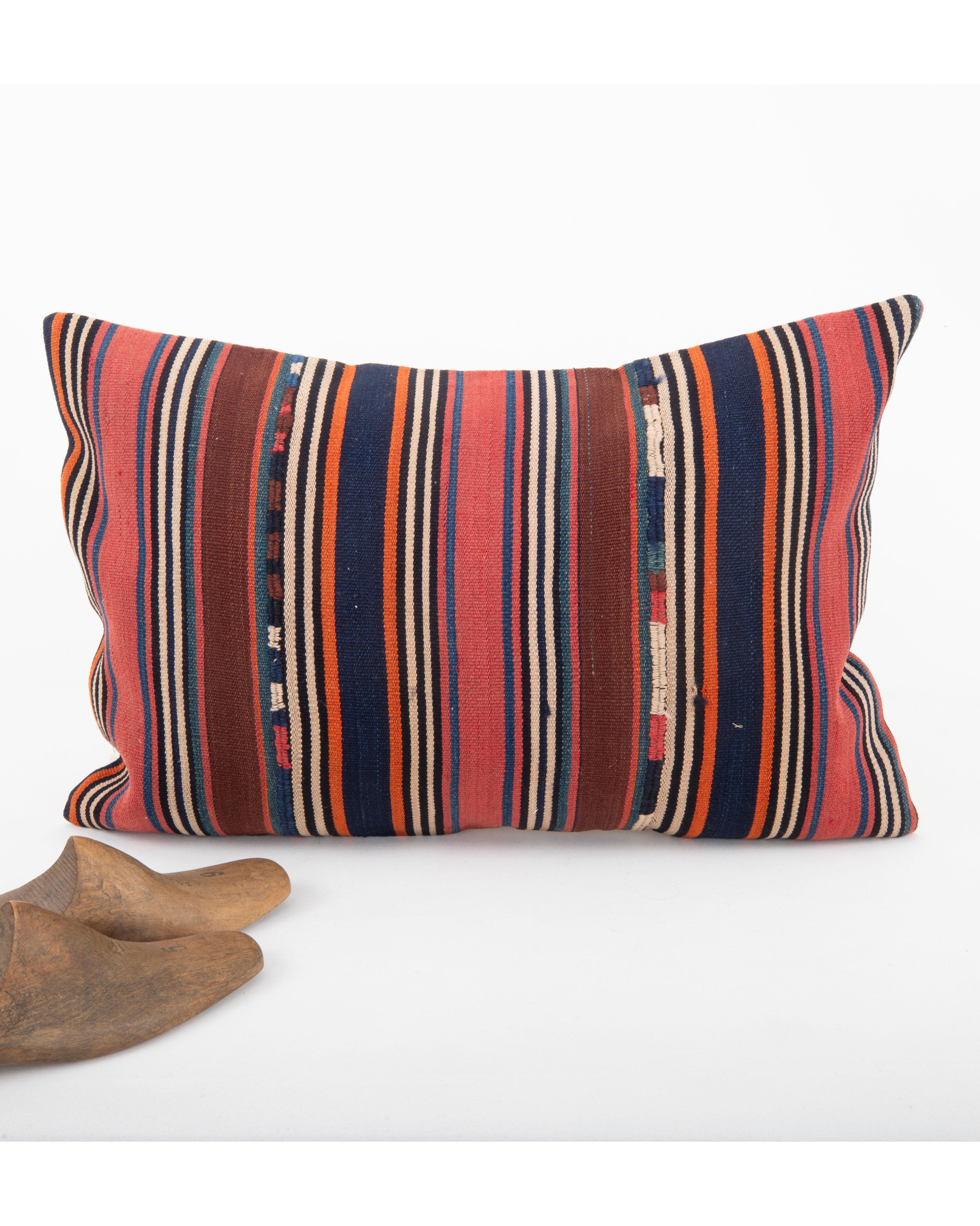 Antiguo cojín Jajim / kilim de lana a rayas, Cáucaso Tejido a mano en venta