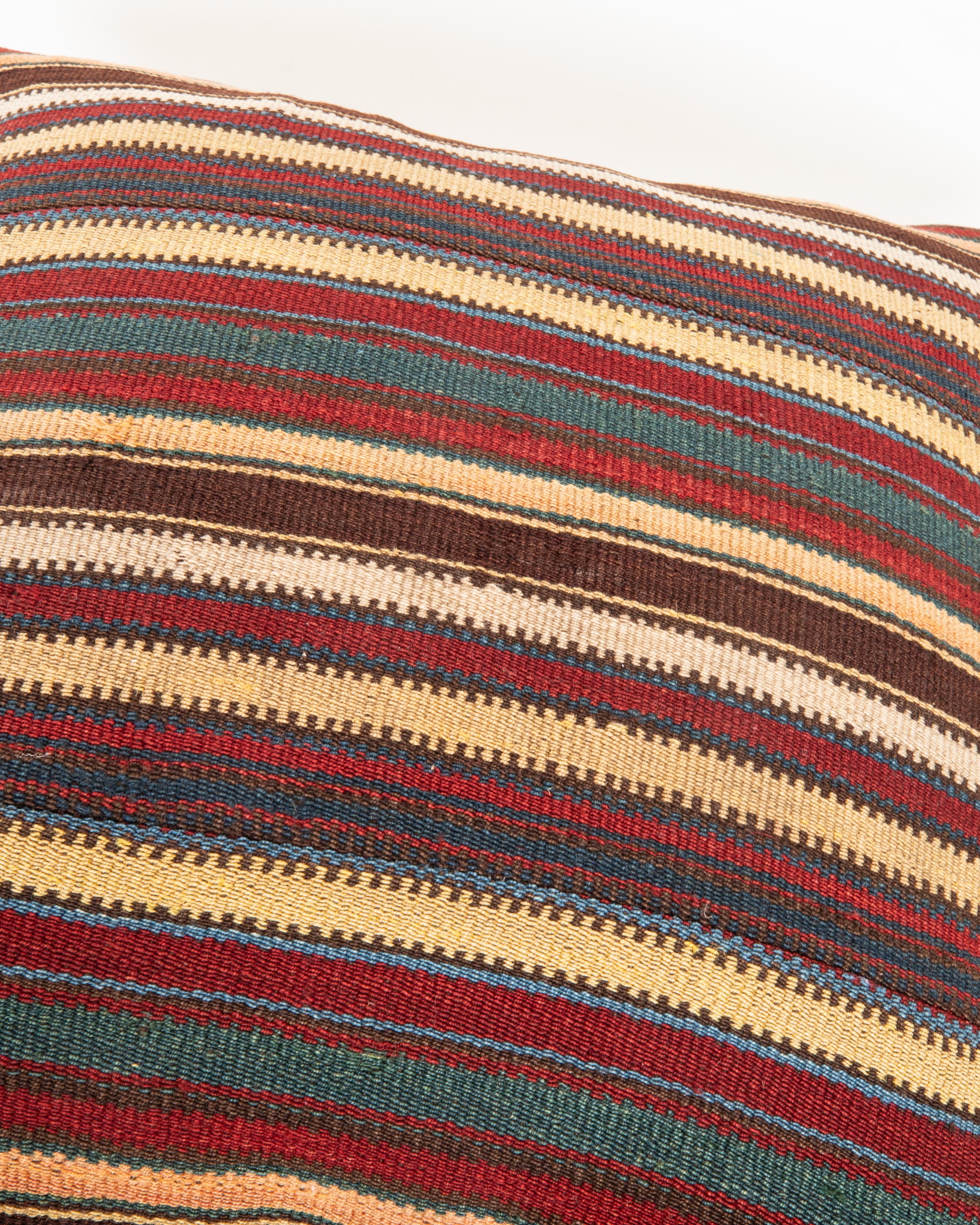 Coussin ancien en laine rayée Jajim / kilim, Caucase État moyen - En vente à Istanbul, TR