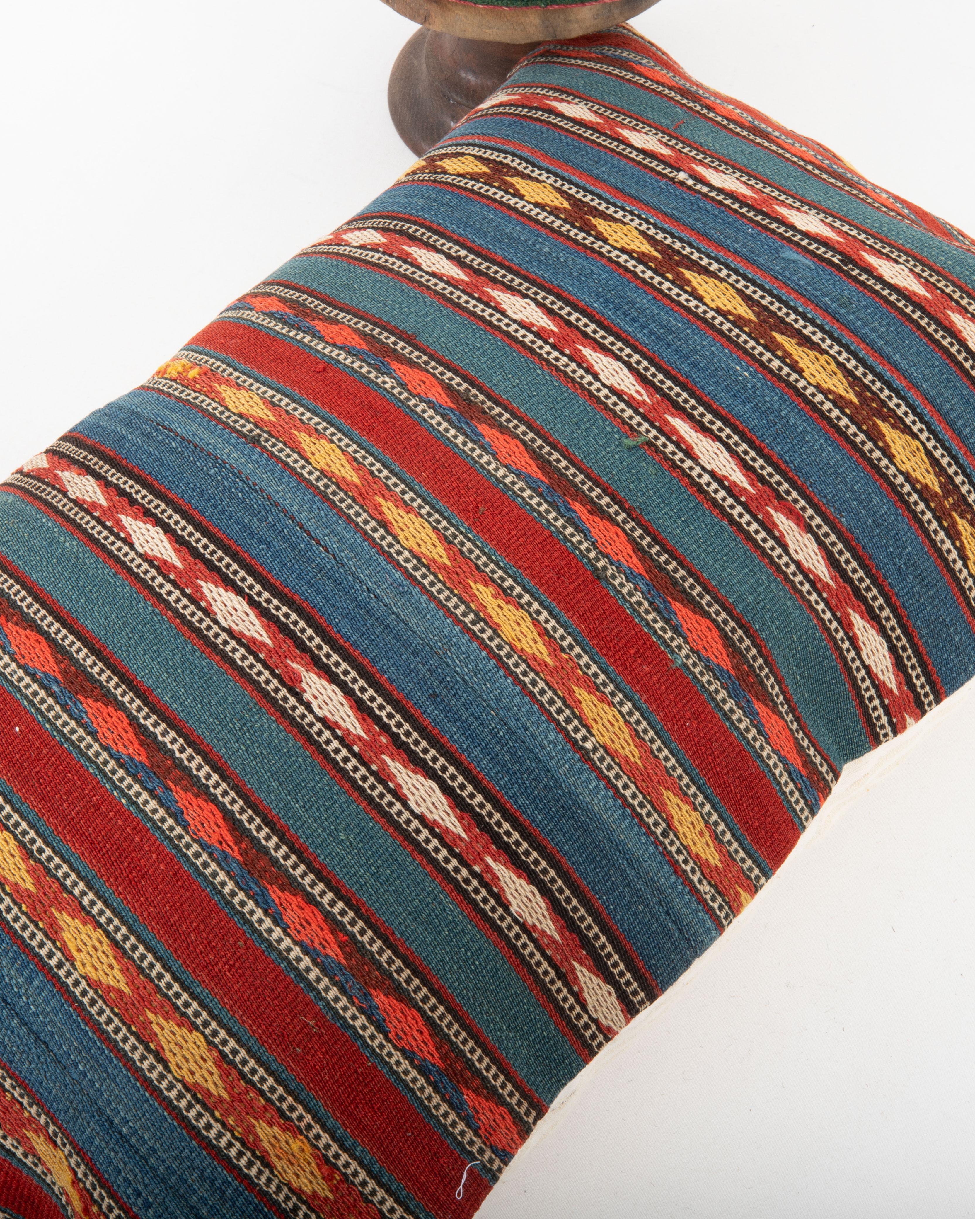 Coussin ancien en laine rayée Jajim / kilim, Caucase Bon état - En vente à Istanbul, TR