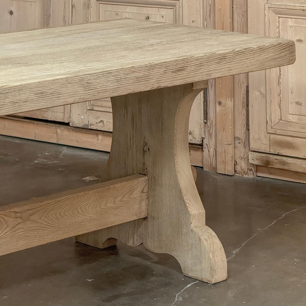 Antique Stripped Oak Rustic European Trestle Table ~ Dining Table Bon état - En vente à Dallas, TX