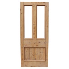 Puerta antigua de pino decapado