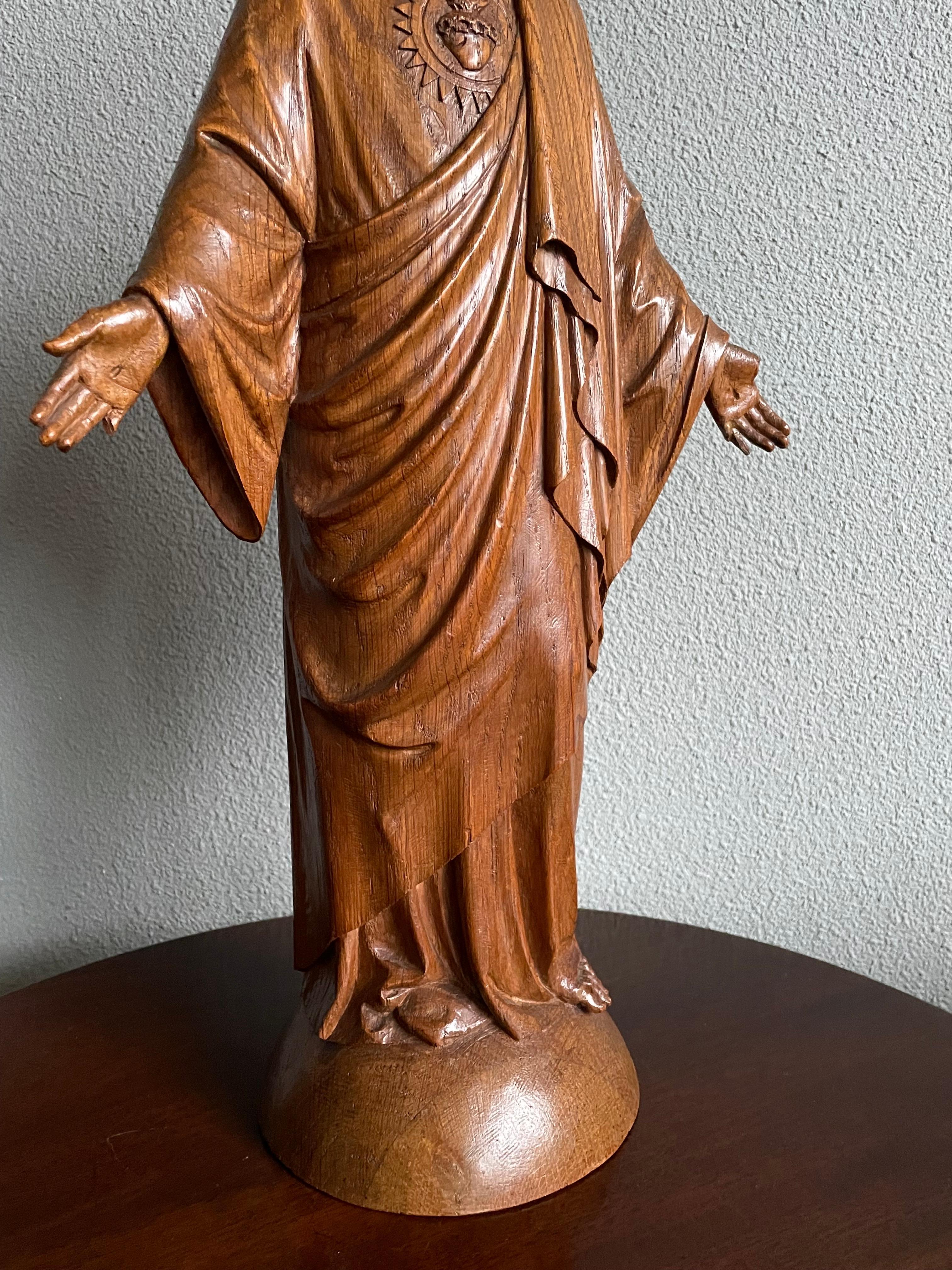 Antique & Stunning, Hand Carved Wooden Sacred Heart of Christ Sculpture / Statue In Good Condition In Lisse, NL