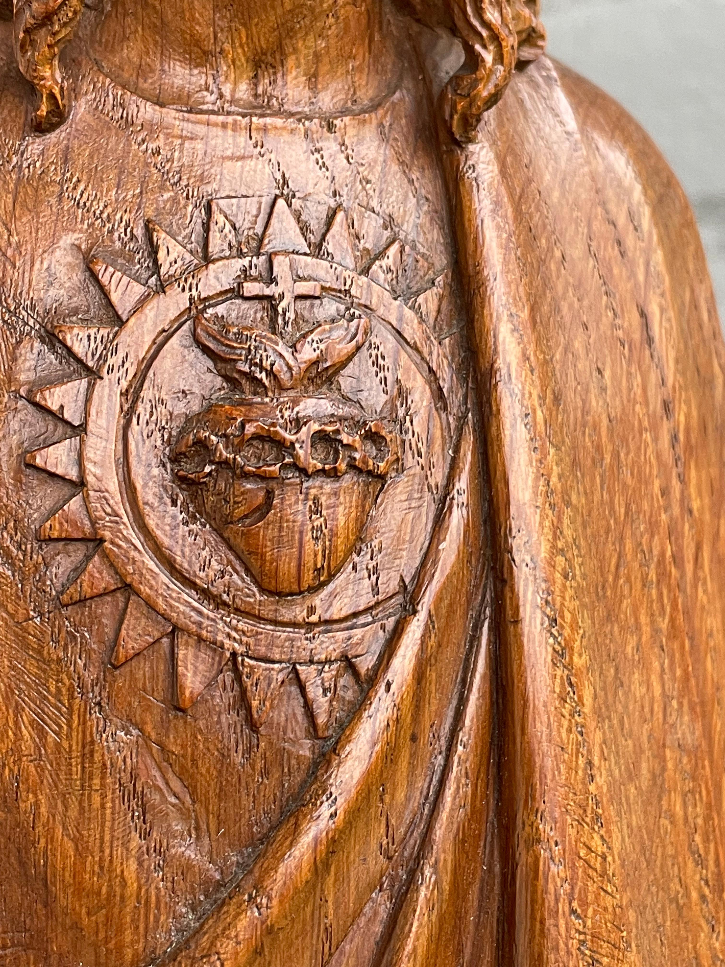 Antique & Stunning, Hand Carved Wooden Sacred Heart of Christ Sculpture / Statue 1