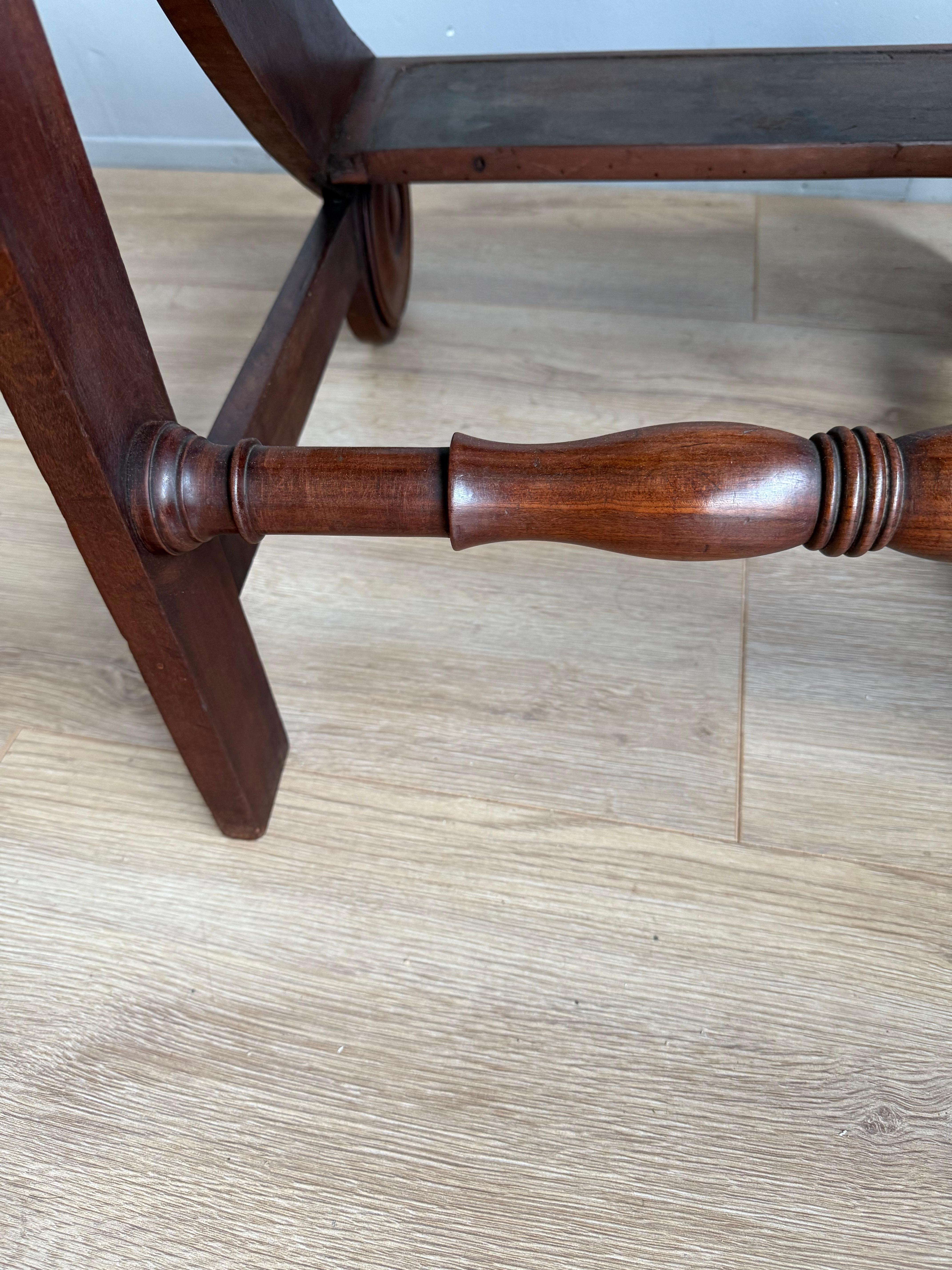 Scala per biblioteca antica e robusta in legno massiccio di teak dell'epoca tardo-vittoriana 1890 in vendita 2