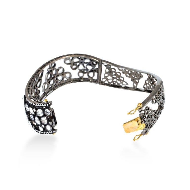 Modern Antique Style 18 Karat Gold Sapphire Bangle Bracelet For Sale