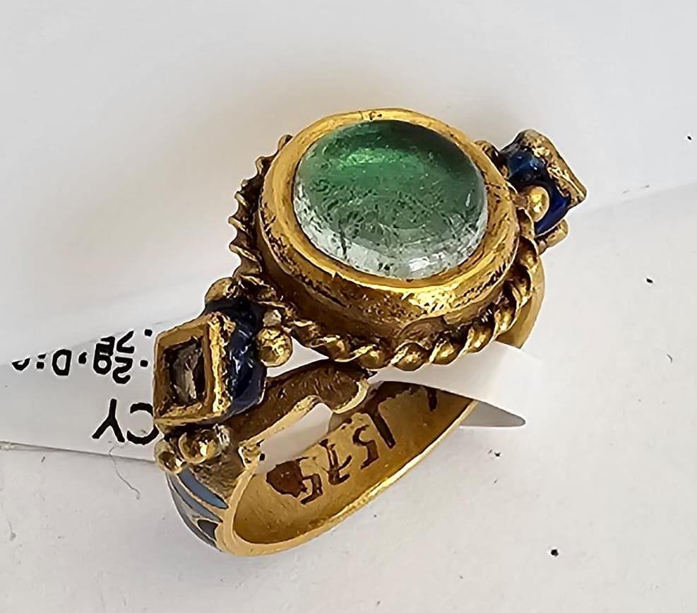 Artisan Antique Style 22k yellow Gold Emerald Ring With Diamonds For Sale