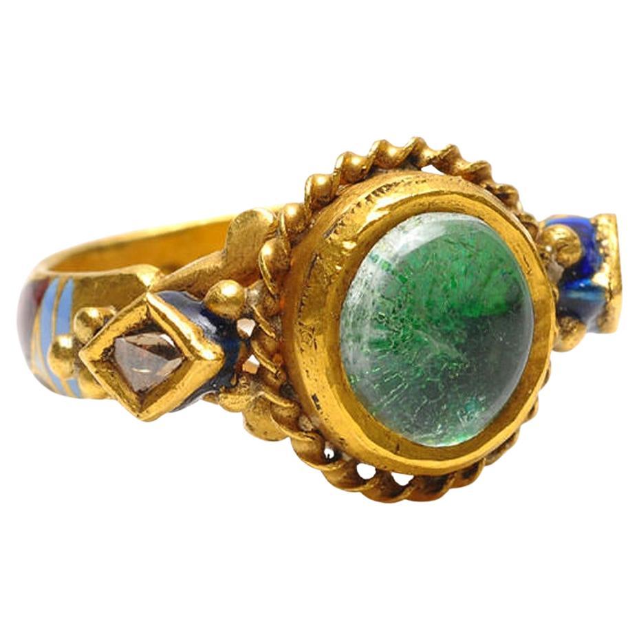 Antique Style 22k yellow Gold Emerald Ring With Diamonds