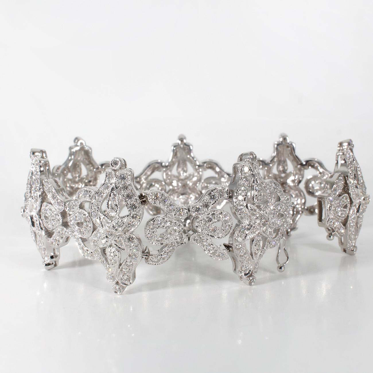 Women's Antique Style Bracelet with Round Diamonds. D4.26ct.t.w. For Sale