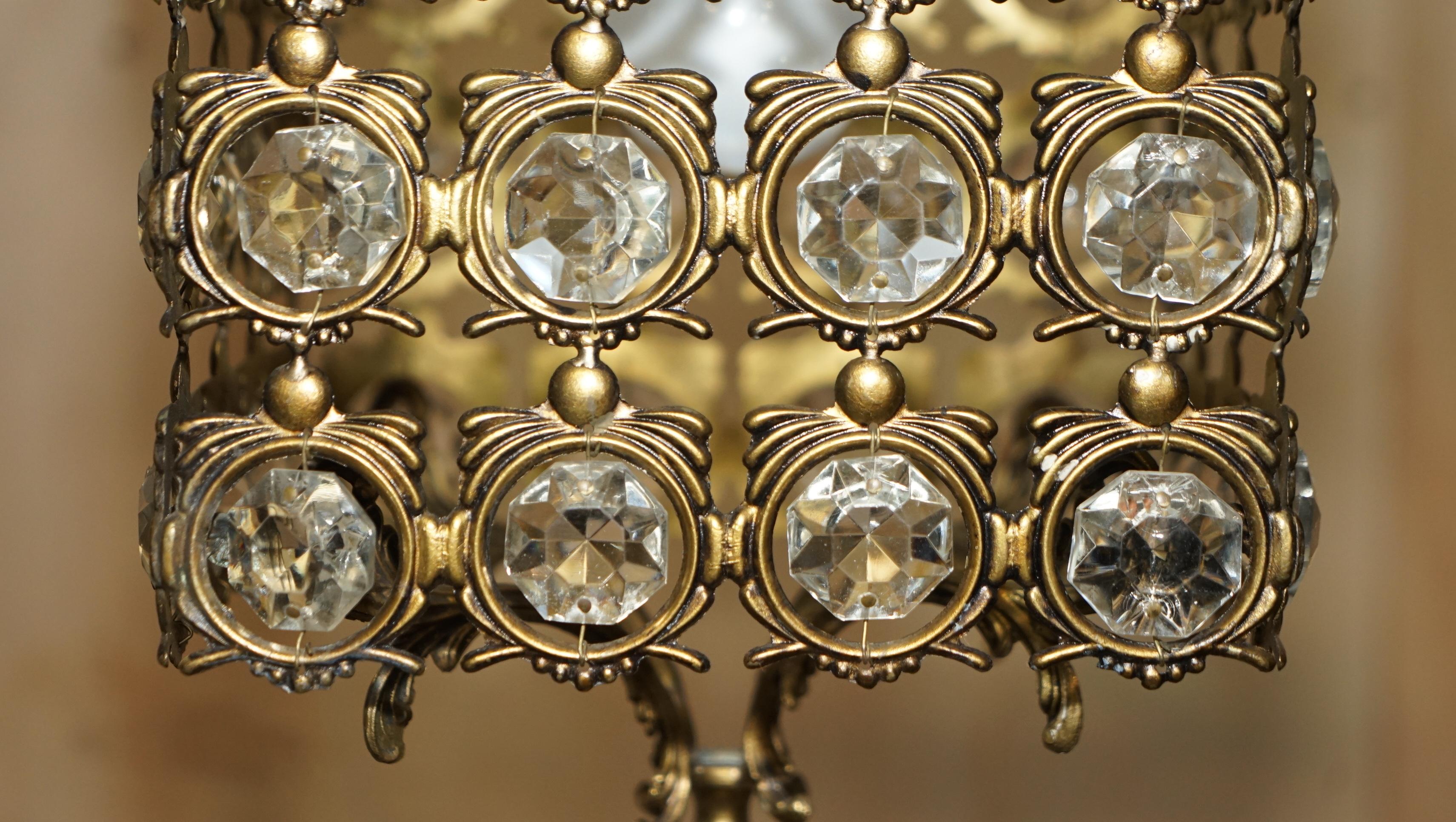 Antique Brass & Glass Crystal Cut Panging Pendent Lantern Ceiling Light (Lanterne suspendue en laiton et verre taillé)  en vente 8