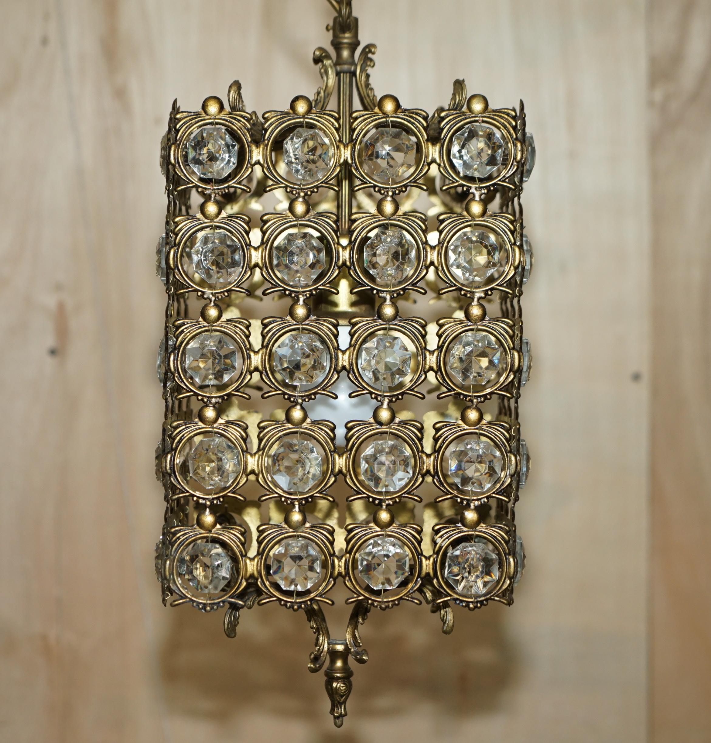 Antique Brass & Glass Crystal Cut Panging Pendent Lantern Ceiling Light (Lanterne suspendue en laiton et verre taillé)  en vente 9