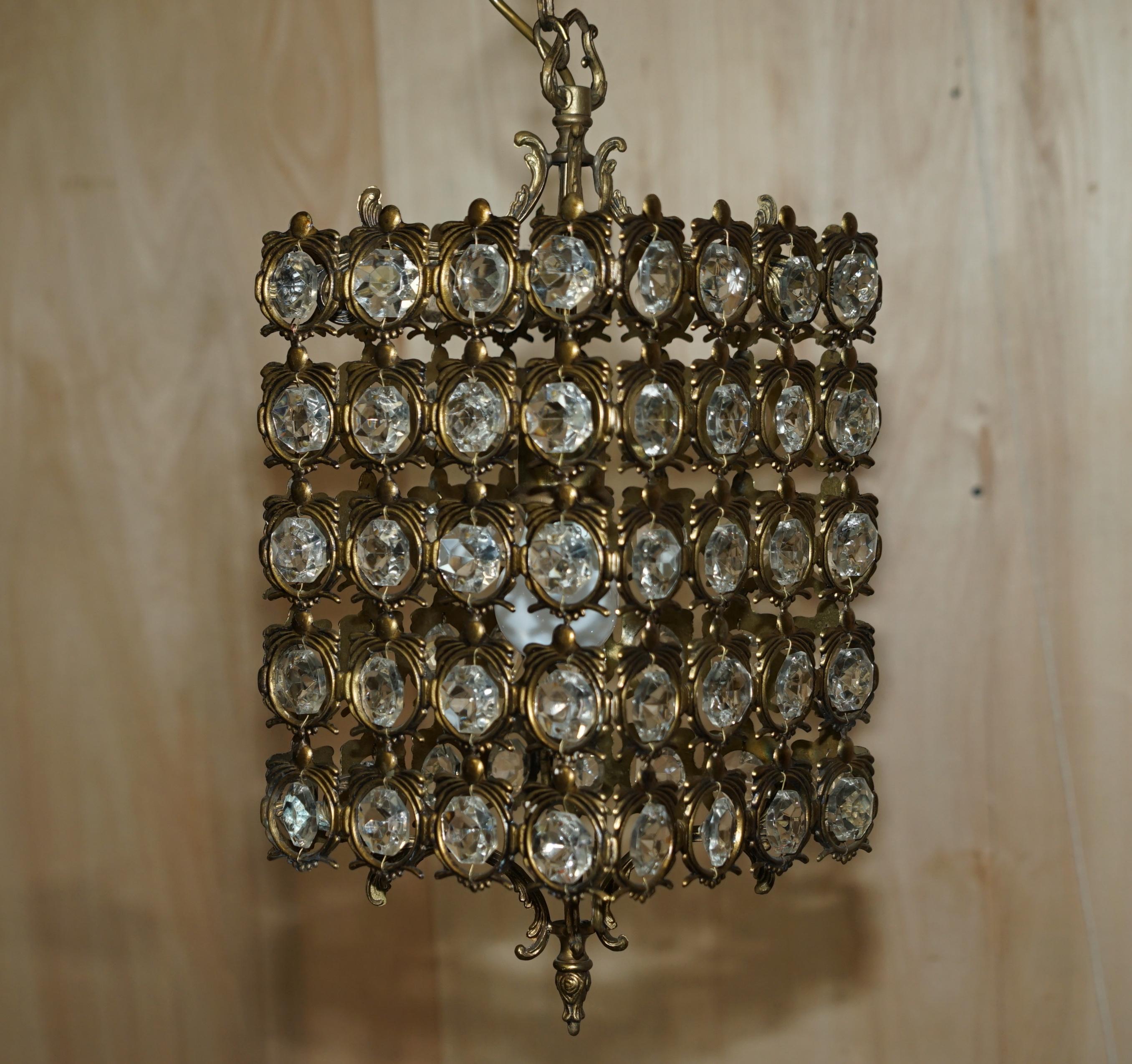 Antique Brass & Glass Crystal Cut Panging Pendent Lantern Ceiling Light (Lanterne suspendue en laiton et verre taillé)  en vente 11