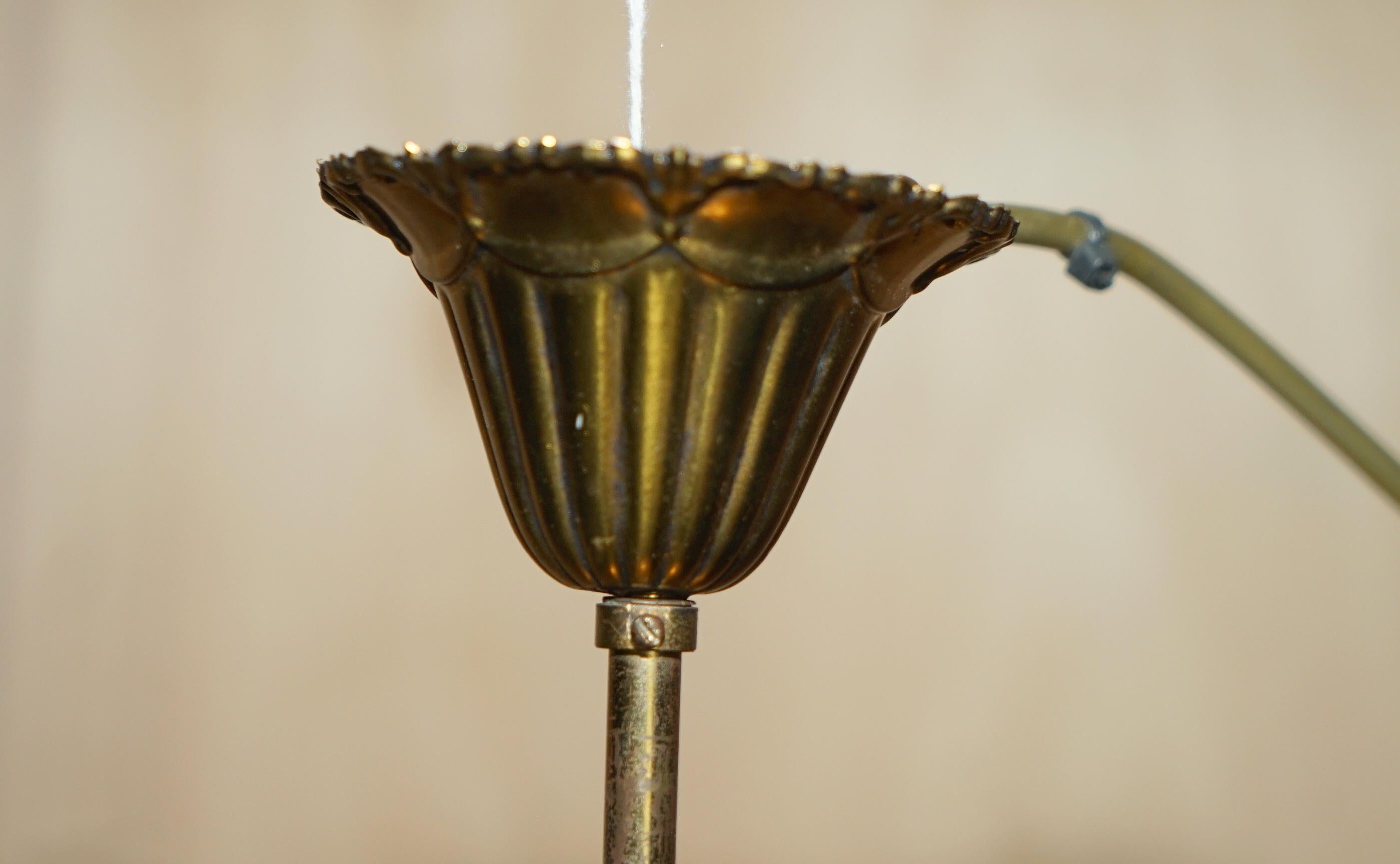 Art déco Antique Brass & Glass Crystal Cut Panging Pendent Lantern Ceiling Light (Lanterne suspendue en laiton et verre taillé)  en vente