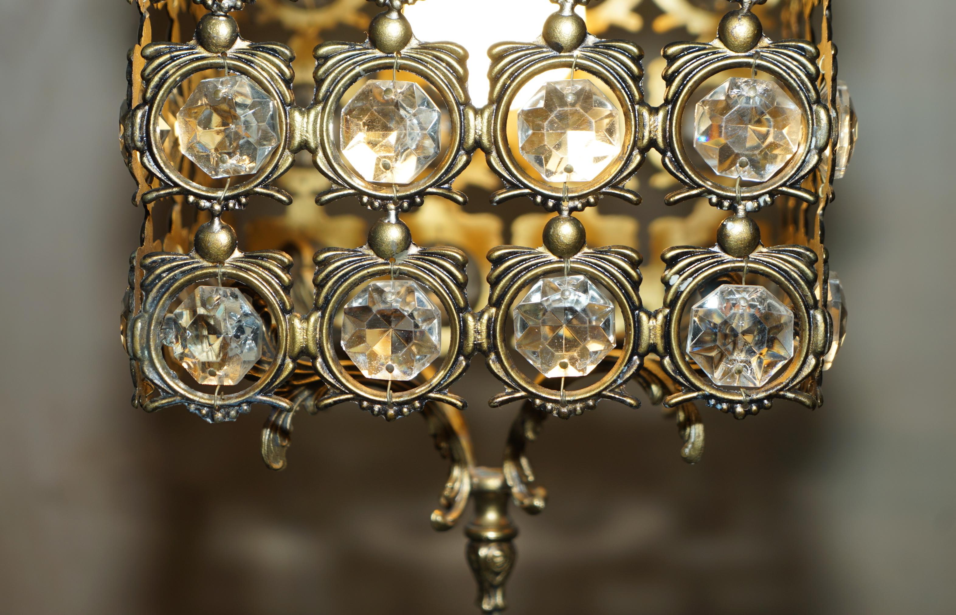 Antique Brass & Glass Crystal Cut Panging Pendent Lantern Ceiling Light (Lanterne suspendue en laiton et verre taillé)  en vente 3