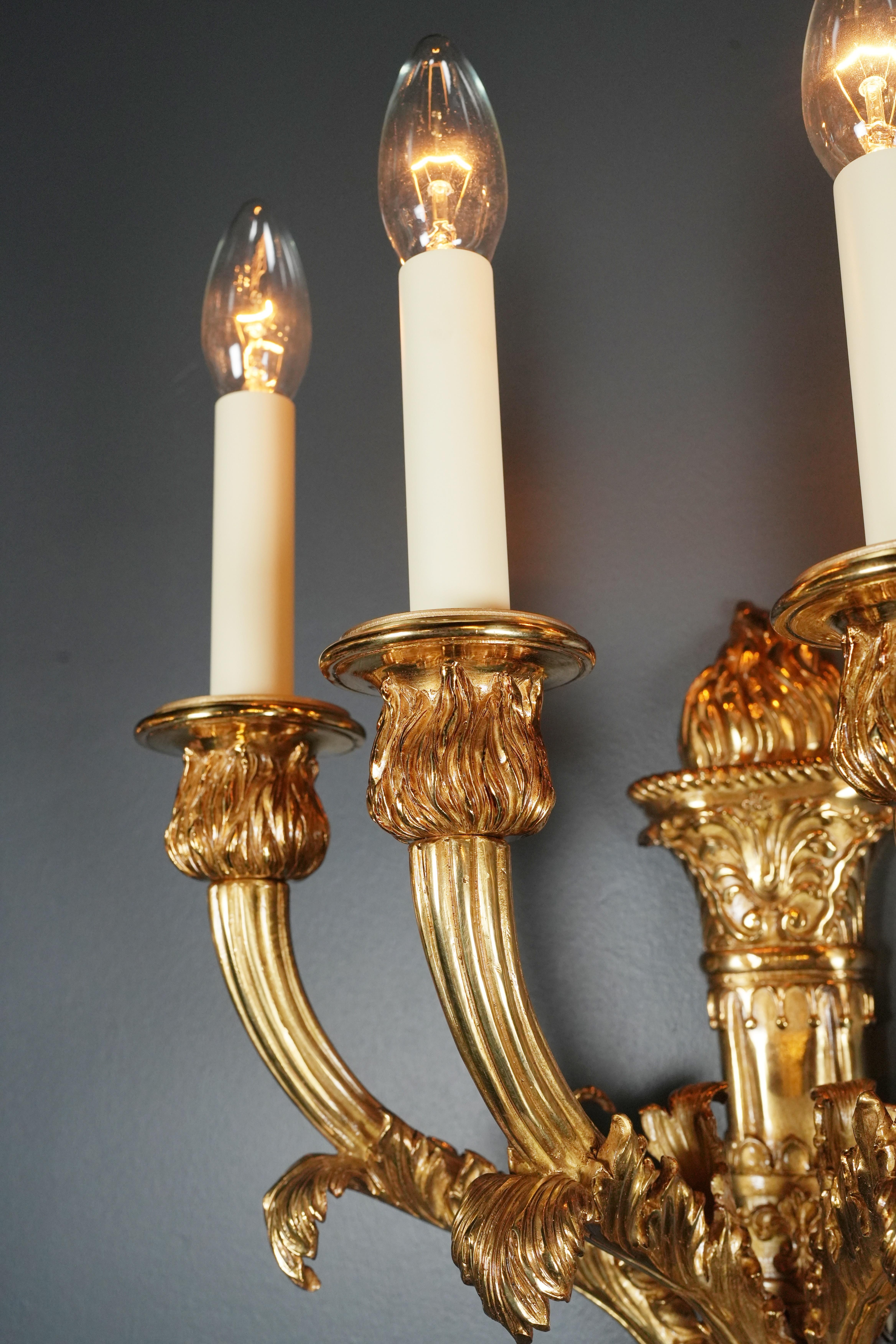 Antike Messing Wandlampe Groß Art Deco Tradition Gold (Ästhetizismus) im Angebot