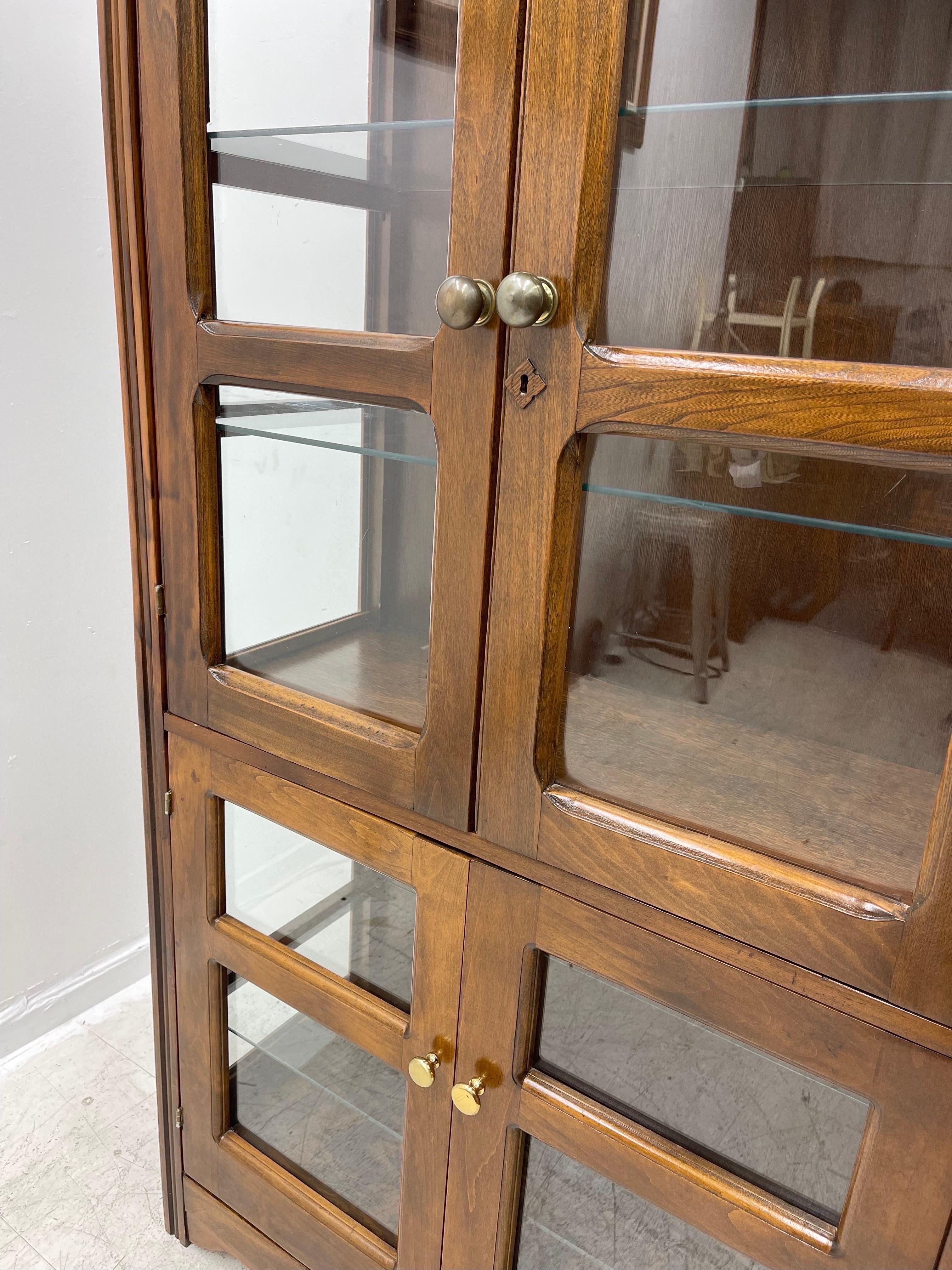 Antique Style Cabinet Storage In Good Condition In Seattle, WA