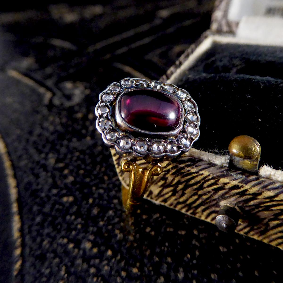 Antique Style Cabochon Garnet and Diamond Cluster Ring in 18ct Yellow Gold For Sale 2