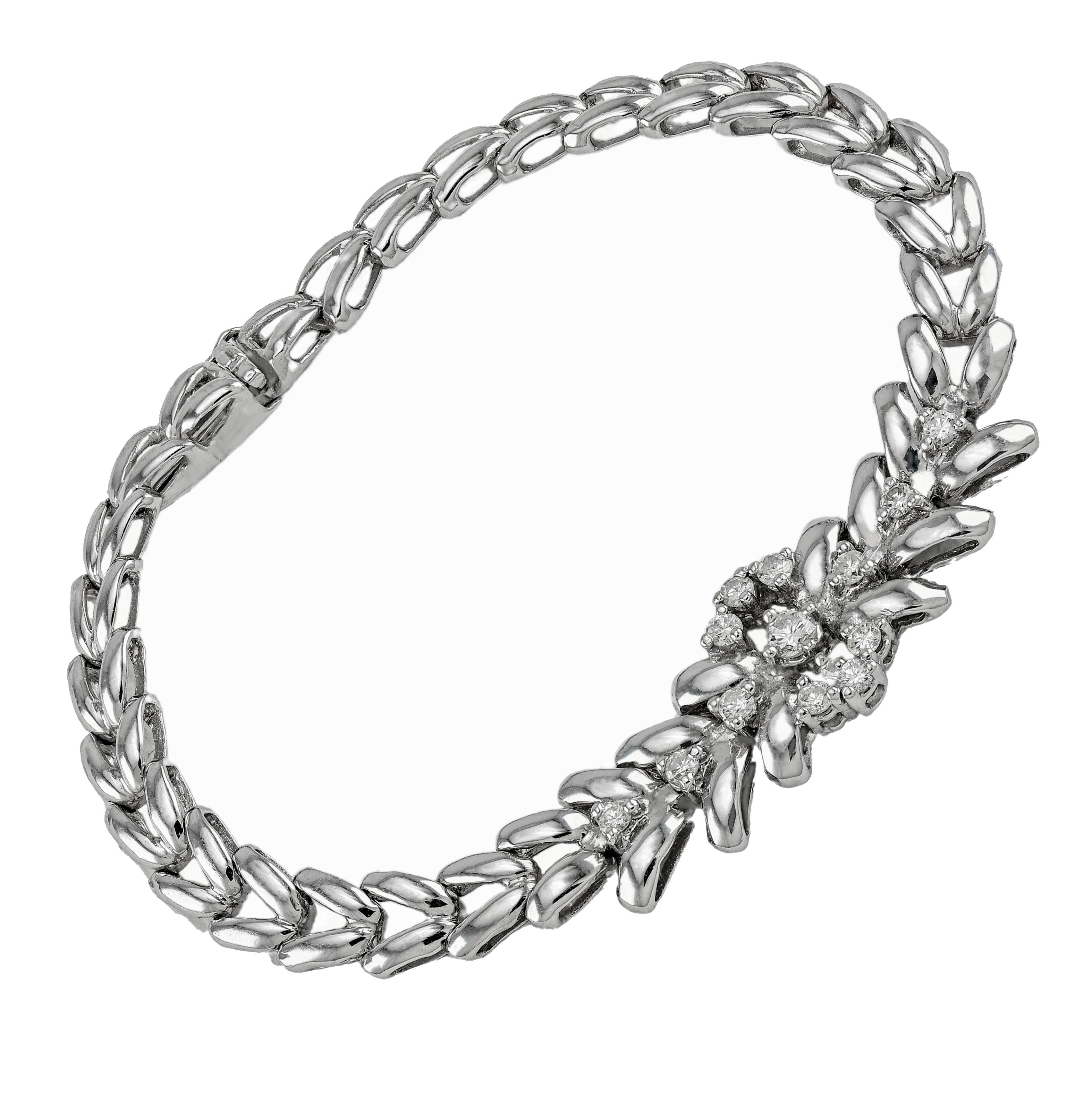 Moderno Bracciale in stile antico con diamanti ad alta lucentezza in vendita